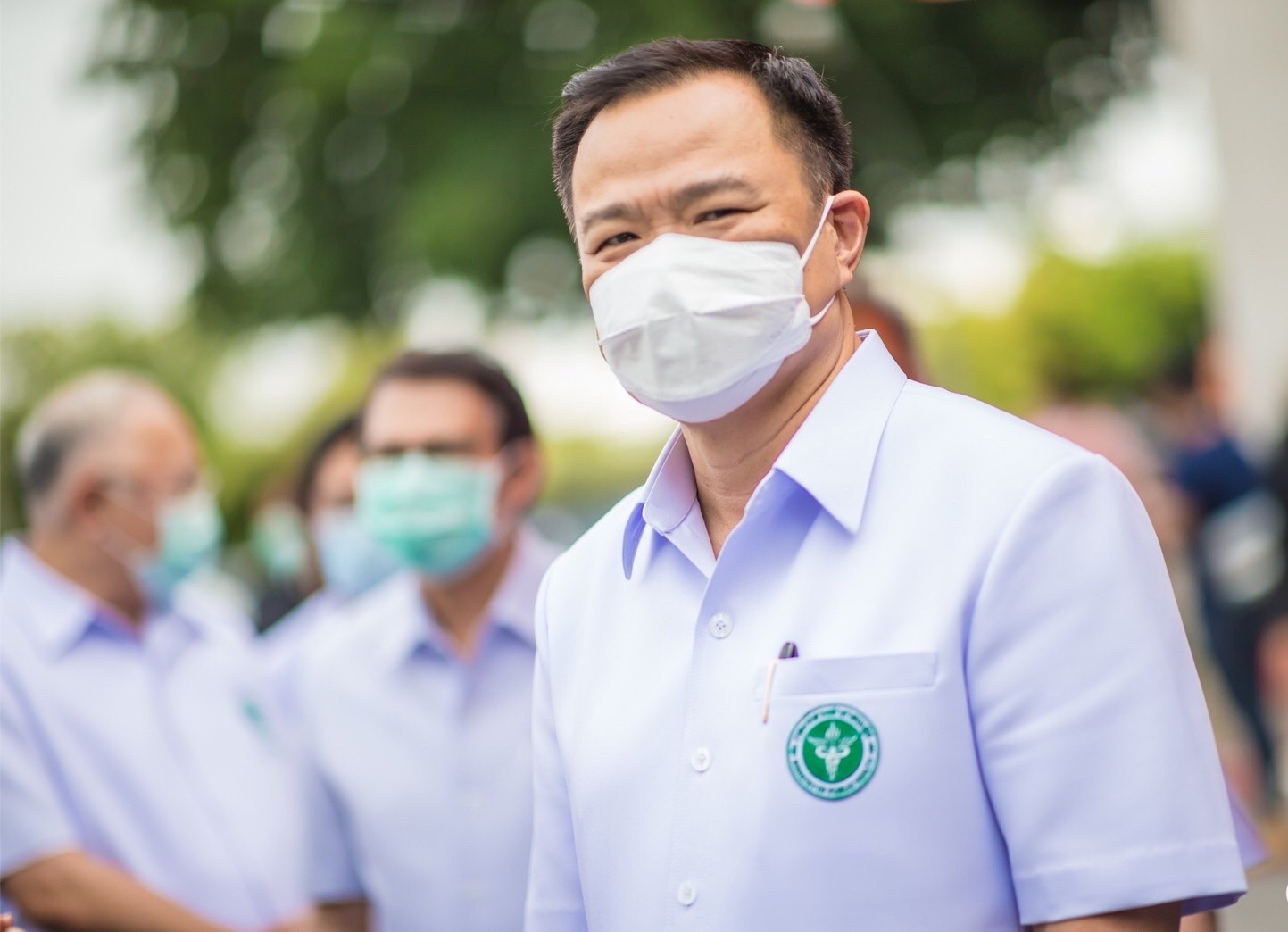 “อนุทิน” แย้มแผนแก้ปัญหาเตียงเต็ม เตรียมเพิ่มศักยภาพ รพ.สนาม ให้ใกล้เคียง “รพ.บุษราคัม”