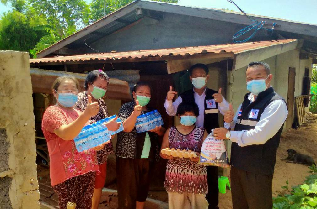 ส.ส.สำลี รักสุทธี ห่วงใยผู้ที่ถูกกักตัวจากโควิด-19 สั่งการให้ทีมงานลงพื้นที่นำถุงยังชีพมอบให้ประชาชนในพื้นที่ ต.มิตรภาพ-ต.ท่าสองคอน จ.มหาสารคาม