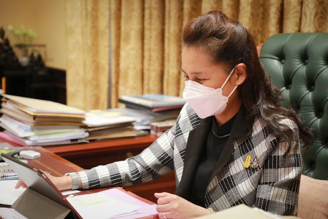 ครูโอ๊ะ มอบแนวทาง “จัดการศึกษาสำหรับผู้ที่มีความต้องการพิเศษ” พร้อมส่งกำลังใจแก่ชาว สช.-วิทยากร-คุณครูทุกคน ในช่วงการแพร่ระบาดของโรคโควิด-19 ผ่านระบบ Zoom