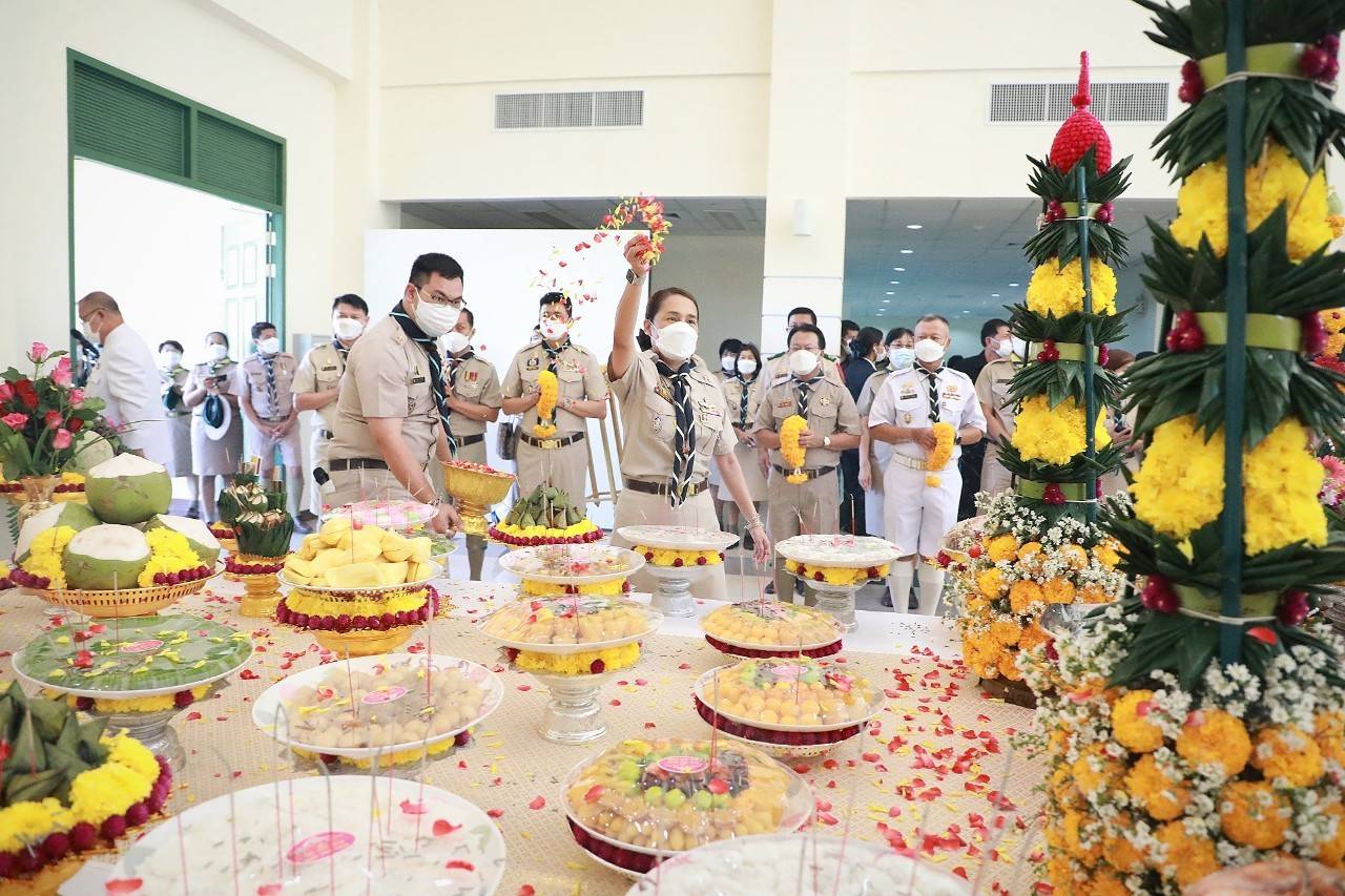 "ครูโอ๊ะ รมช.กนกวรรณ" เชิญธงคณะลูกเสือแห่งชาติ ในพิธี “ทบทวนคำปฏิญาณ-บวงสรวง-ประดิษฐาน ร.6" เนื่องในวันคล้ายวันสถาปนาคณะลูกเสือแห่งชาติ ประจำปี 2564