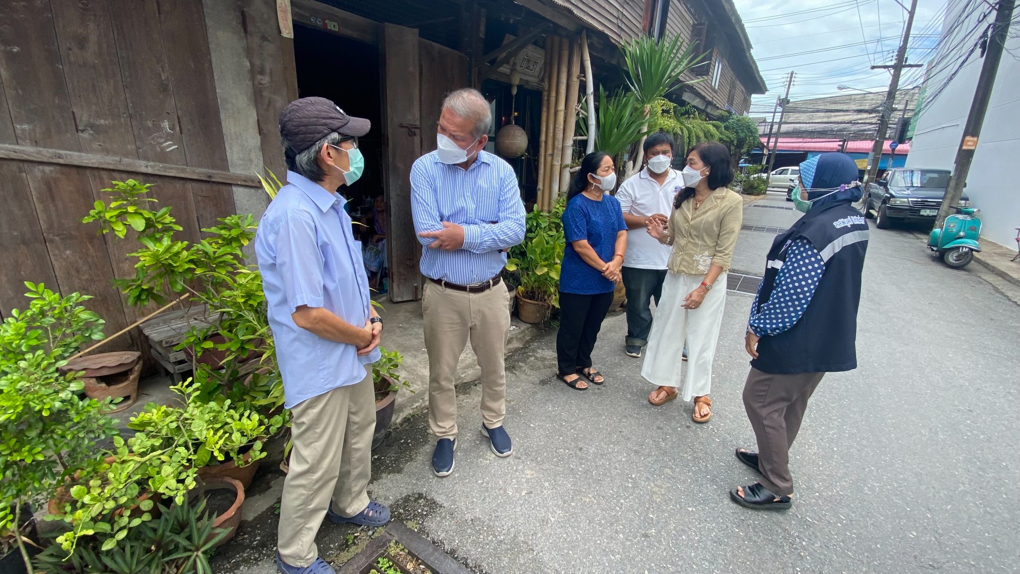 ส.ส.พิบูลย์ รัชกิจประการ ลงพื้นที่ช่วยเหลือผู้ด้อยโอกาสต่อเนื่อง โดยมอบถุงยังชีพในชุมชนเขตเทศบาลเมืองสตูล ต.พิมาน อ.เมือง จ.สตูล