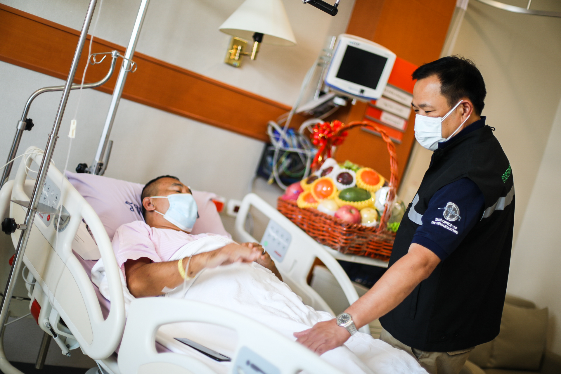 "อนุทิน" เผย คร.ลุยหารือผู้ผลิตแล้ว เร่งส่งวัคซีนให้ไทย