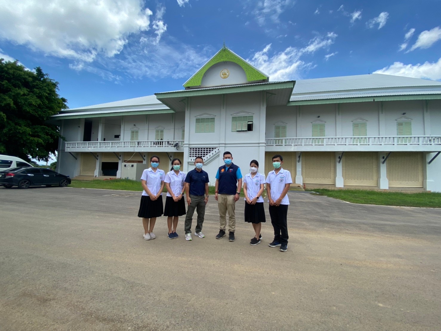 ส.ส.เอกการ ซื่อทรงธรรม  ลงพื้นที่ตระเวนแจกจ่ายของ ถุงปันสุข และกรมธรรม์ประกันโควิด-19 ที่เขต 1 จังหวัดแพร่ อย่างต่อเนื่อง