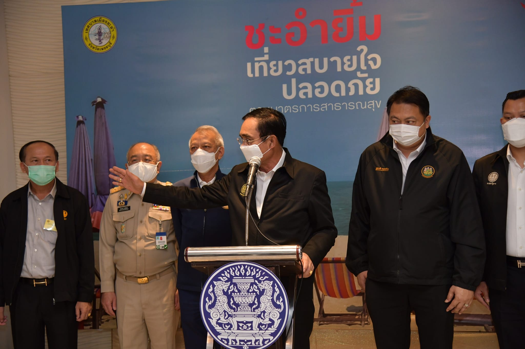 รมว.กก.พิพัฒน์ ร่วมลงพื้นที่พร้อมคณะนายกรัฐมนตรี สนับสนุนเปิดชะอำ รองรับนักท่องเที่ยว หวังให้ประเทศไทยมีนักท่องเที่ยวมาเที่ยวตลอดทั้งปี