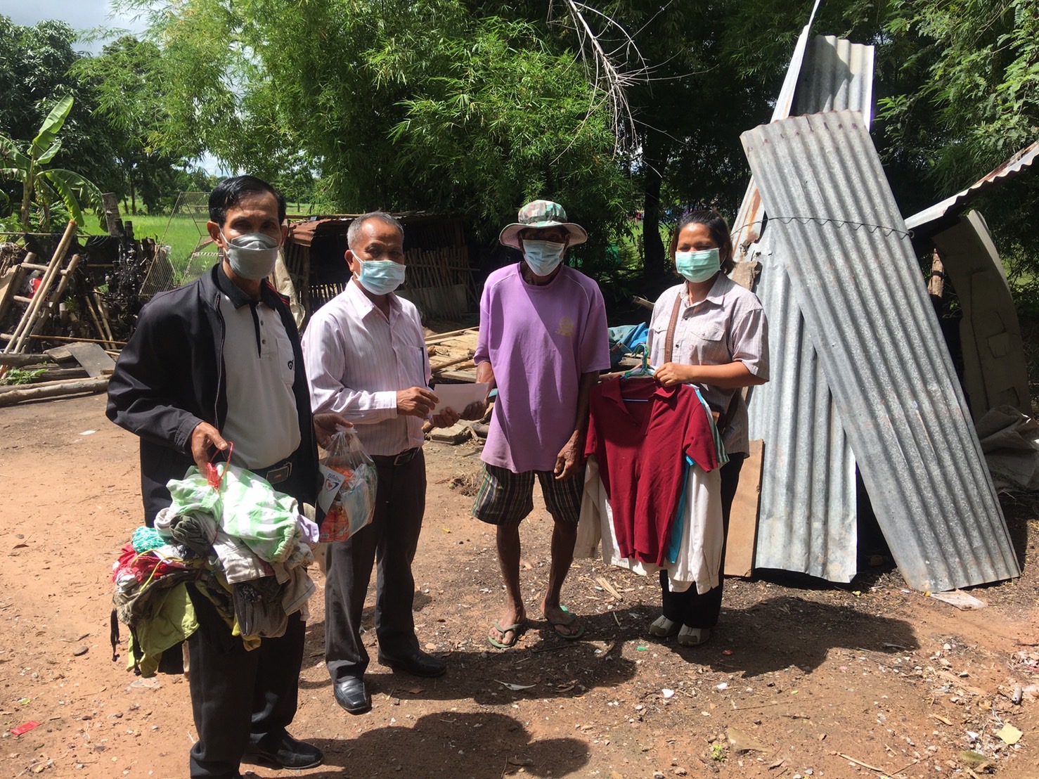 ส.ส.สำลี รักสุทธี ลงพื้นที่ช่วยเหลือผู้ประสบภัยจากวาตภัย และอัคคีภัย ในพื้นที่ อ.เมือง จ.มหาสารคาม