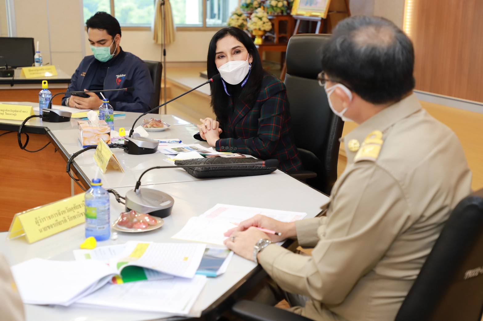 "รมช.มนัญญา" ติดตามสถานการณ์น้ำ พร้อมมอบนโยบาย และแนวทางการแก้ไขปัญหาน้ำท่วม แก่หัวหน้าส่วนราชการต่างๆ จังหวัดอุทัยธานี