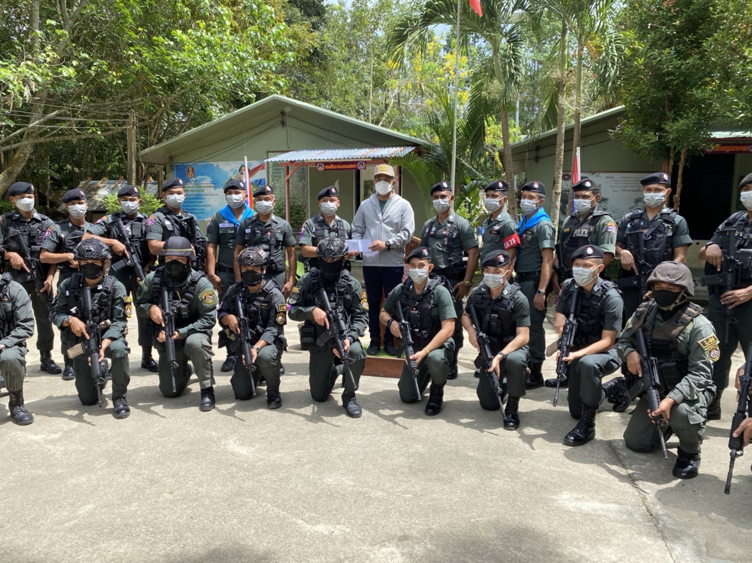 "ส.ส.ณัฏฐ์ชนน ศรีก่อเกื้อ" ลงพื้นที่ตรวจเยี่ยมฐาน ฉก.ตชด.42 (บ่อน้ำร้อน) ตำบลเข าแดง อำเภอสะบัาย้อย จังหวัดสงขลา