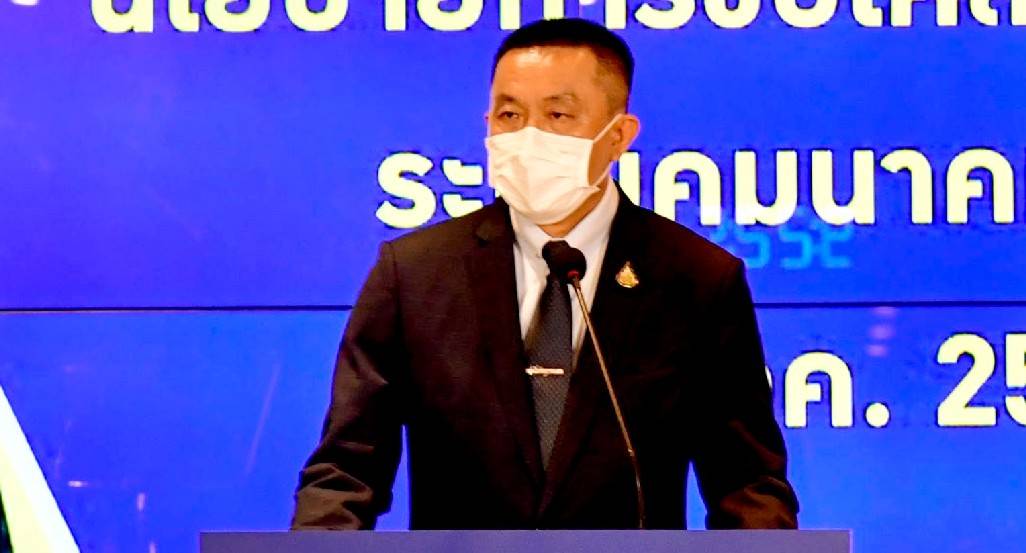 "ศักดิ์สยาม"รับนโยบายพล.อ.ประยุทธ์ จันทร์โอชา นายกรัฐมนตรี เช็คความพร้อมมาตรการรองรับและติดตามการเข้า-ออก ของผู้โดยสารที่จะเดินทางมายังสนามบินสุวรรณภูมิในวันที่ 1 พ.ย.นี้