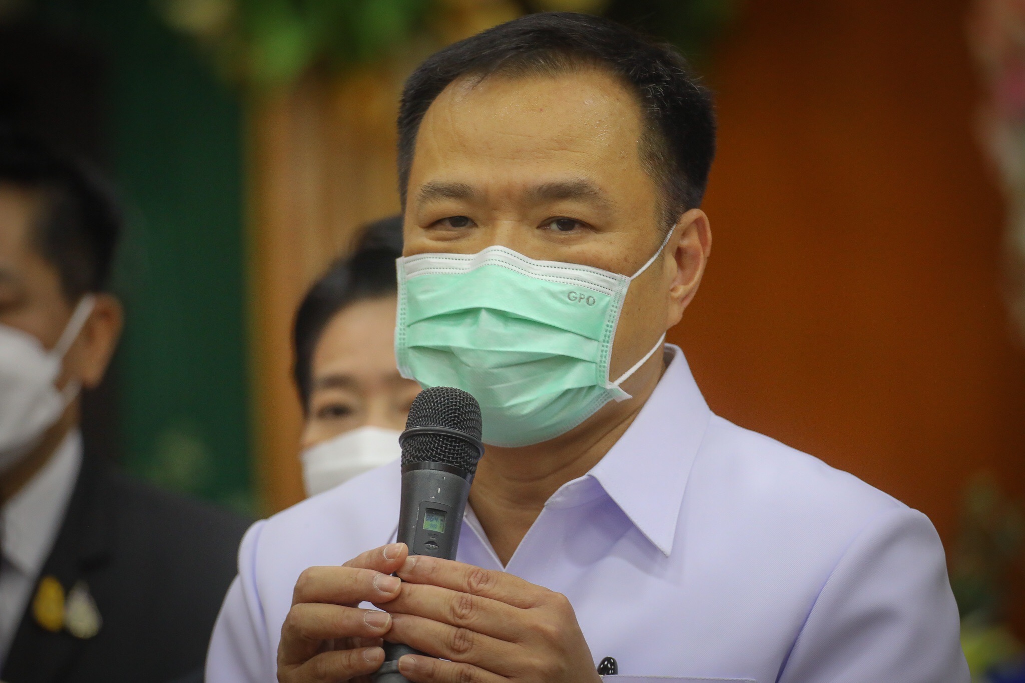 “อนุทิน” เตรียมลงภาคใต้ แก้ปัญหาโควิด 19 ระบาด ย้ำแผนเร่งฉีดวัคซีน งัด มาตรการกักตัวชุมชน – บ้าน คุมโรค