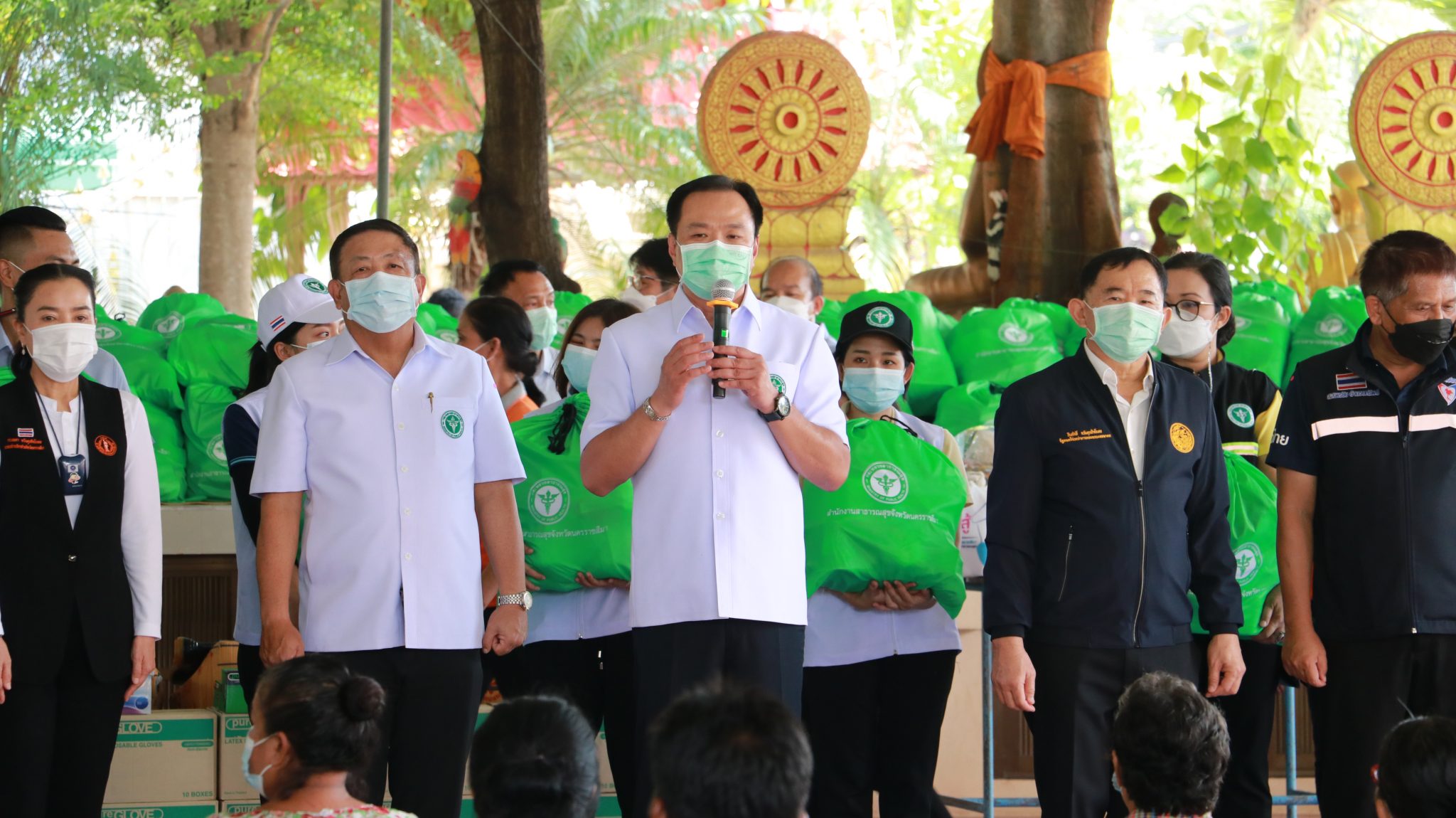 "อนุทิน" ลงพื้นที่ โคราช เยี่ยม รพ.สต.ฉีดวัคซีนโควิดฯ ลุยนโยบายให้บริการเชิงรุก บรรลุเป้าปี 64