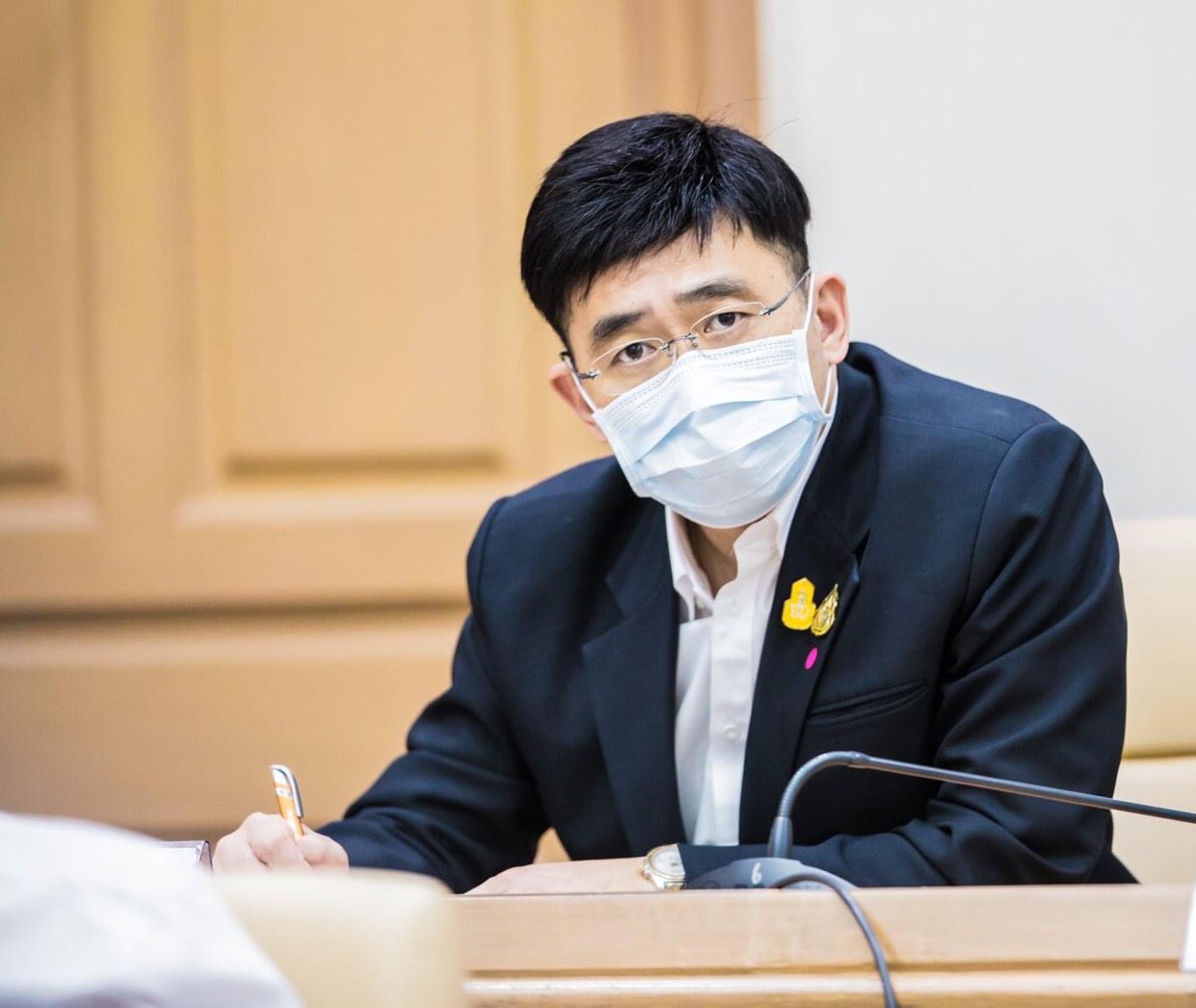 กลับมาแล้ว ! “สธ.” เริ่มให้บริการ “คลินิกกัญชา” หลังปิดยาวช่วงโควิดระบาด