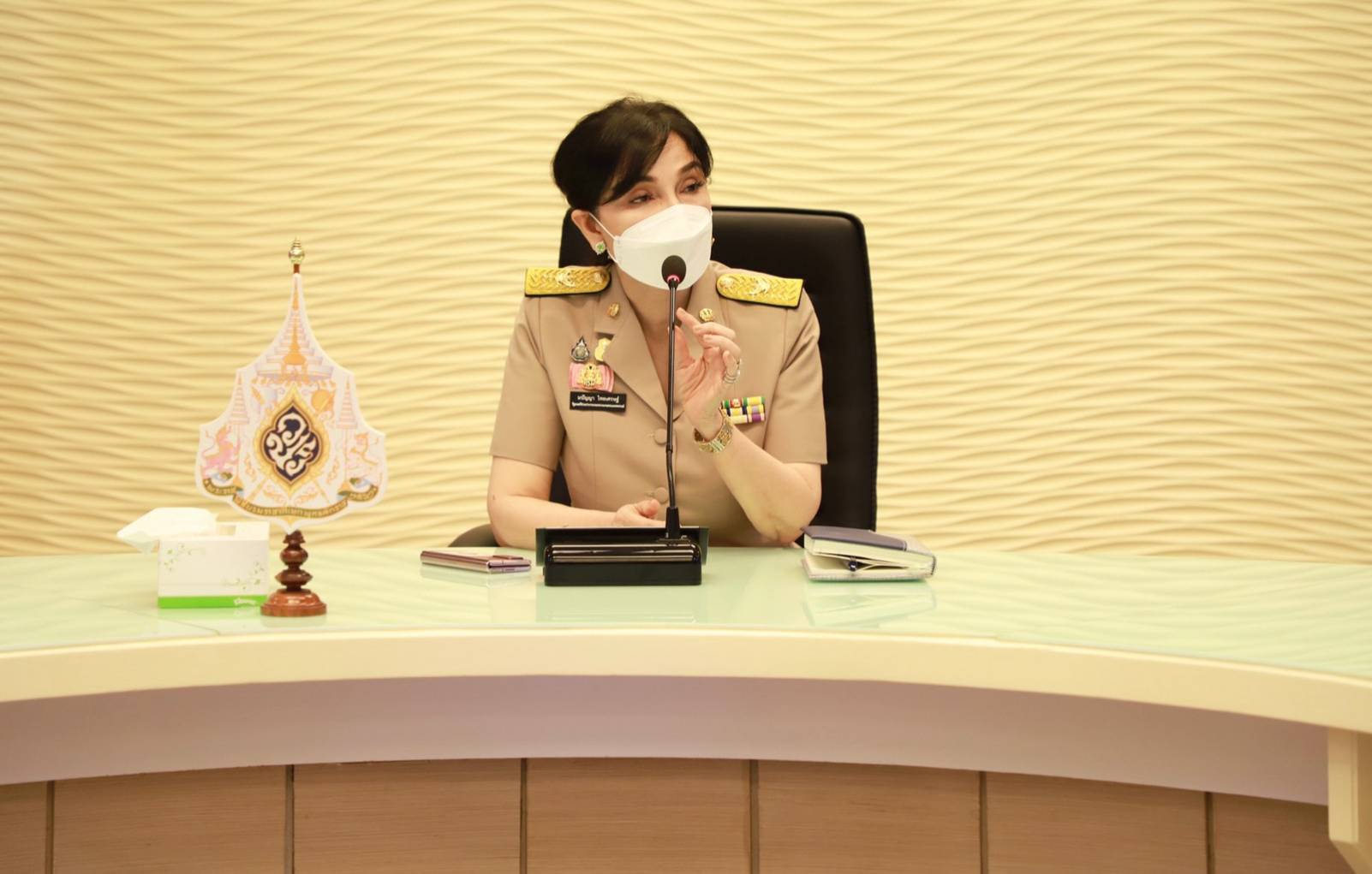 "รมช.มนัญญา" เป็นประธานการประชุมเพื่อหาแนวทางแก้ไขปัญหาให้ตัวแทนสมาชิกสหกรณ์ออมทรัพย์พนักงาน การบินไทย จำกัด