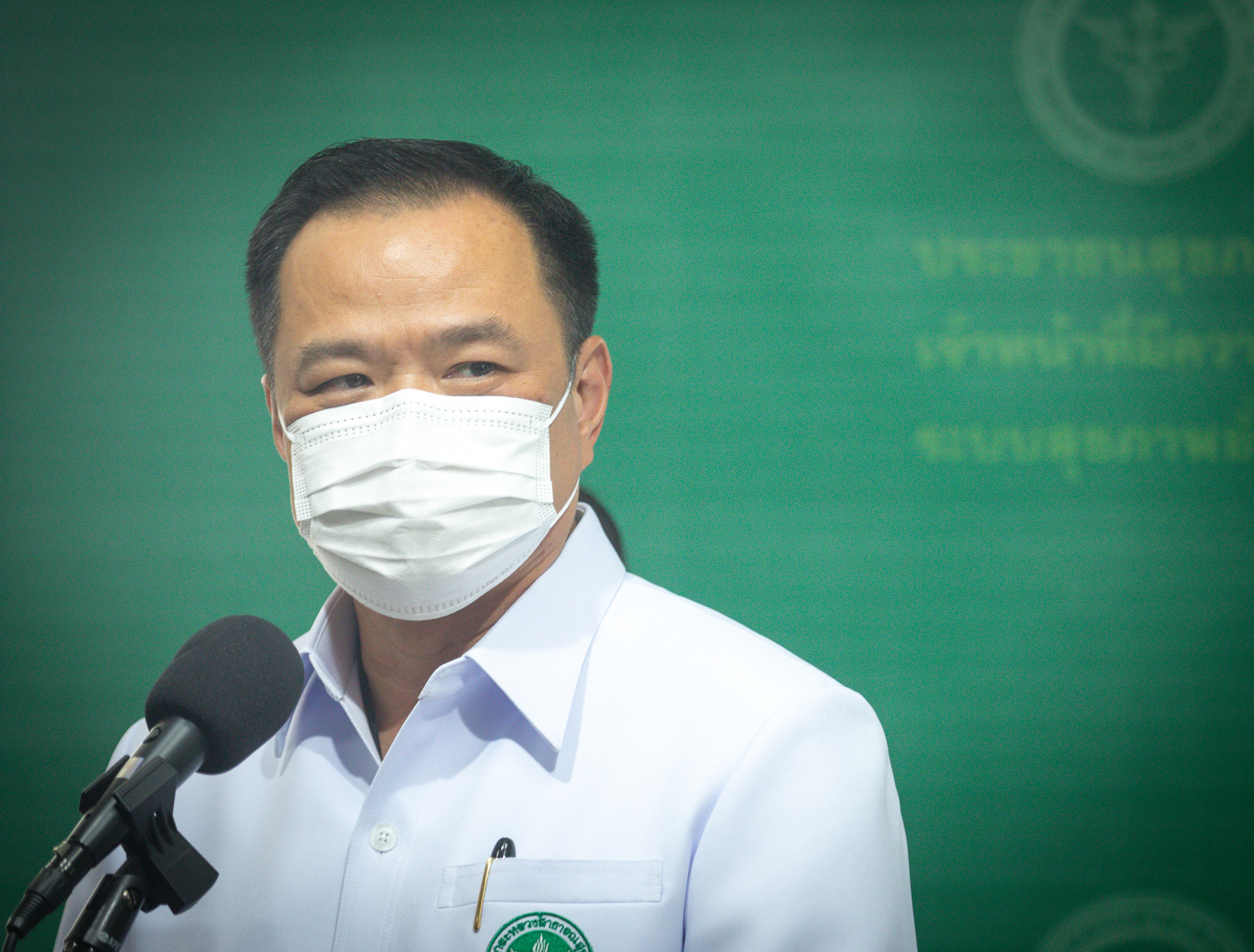 ขอให้ทุกฝ่ายใจเย็น ! “อนุทิน” วอน “หมอ – ผู้ป่วย” ปมคลิป โรงพยาบาลเชียงดาว ย้ำหน้าที่บุคลากร สธ. ห้ามปฏิเสธการรักษา