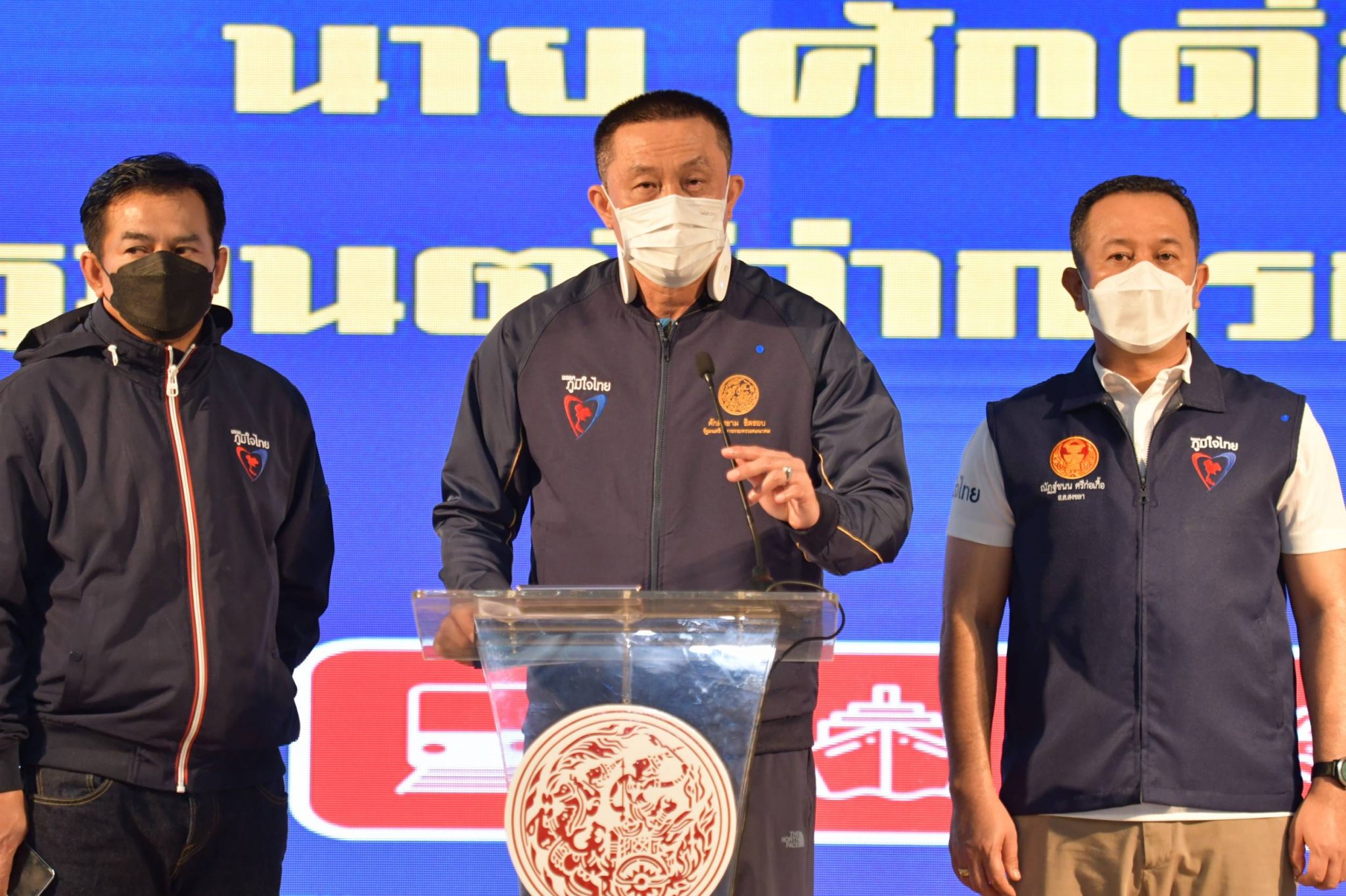 รมว.คมนาคมและรมว.ท่องเที่ยวและกีฬา ตรวจเยี่ยมโครงการก่อสร้างสะพานข้ามทะเลสาบสงขลา คาดช่วยร่นระยะเวลาเดิน 80 กม. ใน 2 ชม.