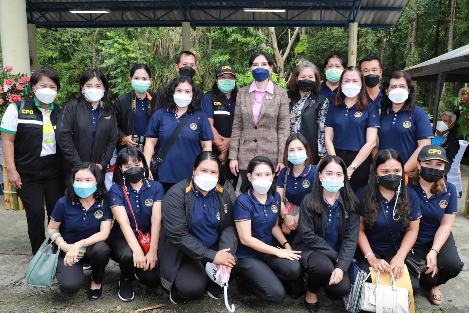 รมช.มนัญญา ลงพื้นที่ จ.ตรัง เพื่อมอบต้นพันธุ์สะตอตรัง ทั้งนี้เร่งส่งเสริมให้ จ.ตรัง เป็นแหล่งท่องเที่ยวเชิงเกษตร ที่มีผลผลิตด้านการเกษตรที่โดดเด่น