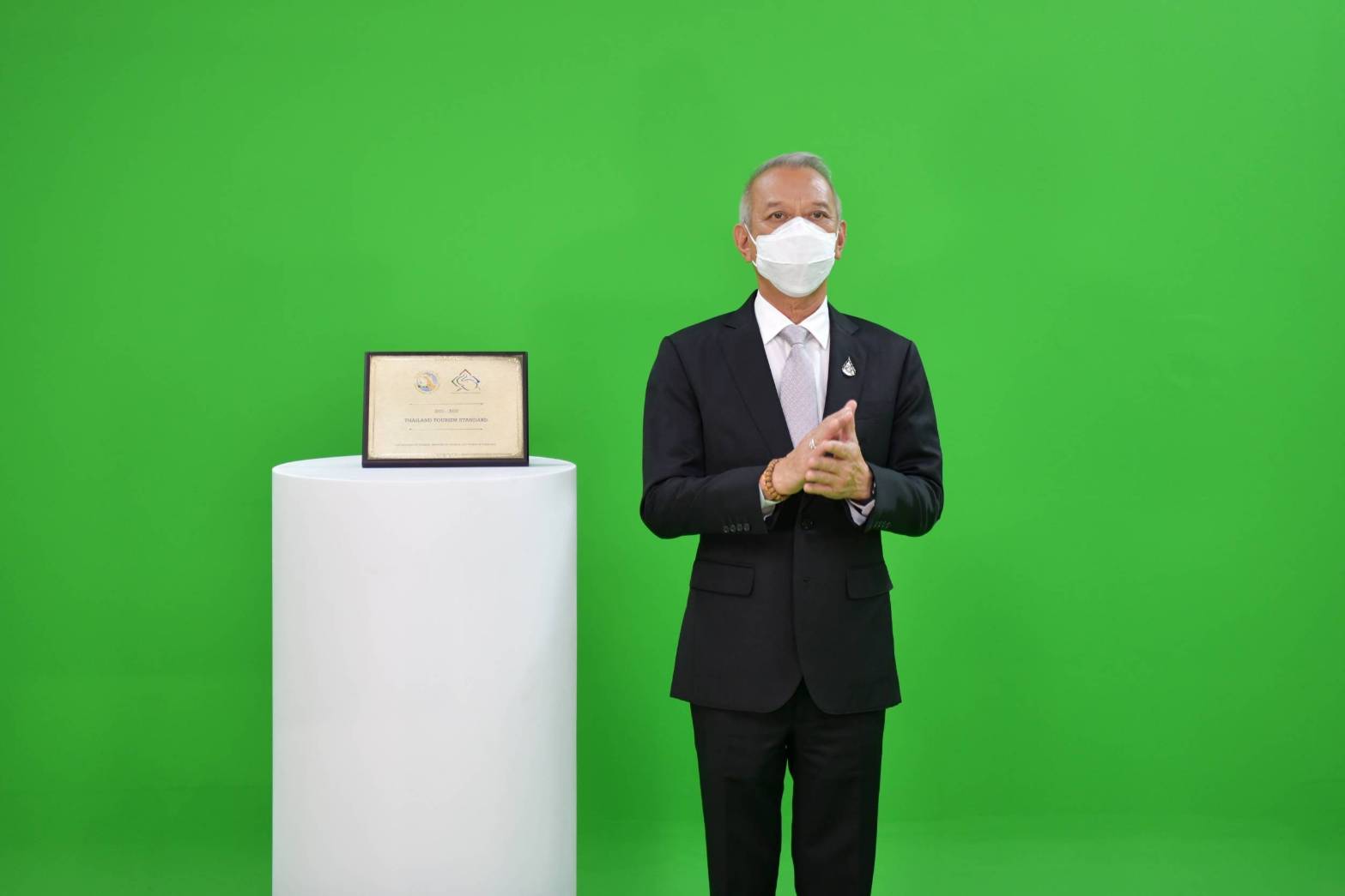 รมว.พิพัฒน์ บันทึกเทปพิธีมอบเครื่องหมายรับรองมาตรฐานการท่องเที่ยวไทย (Thailand Tourism Standard) ประจำปี 2564