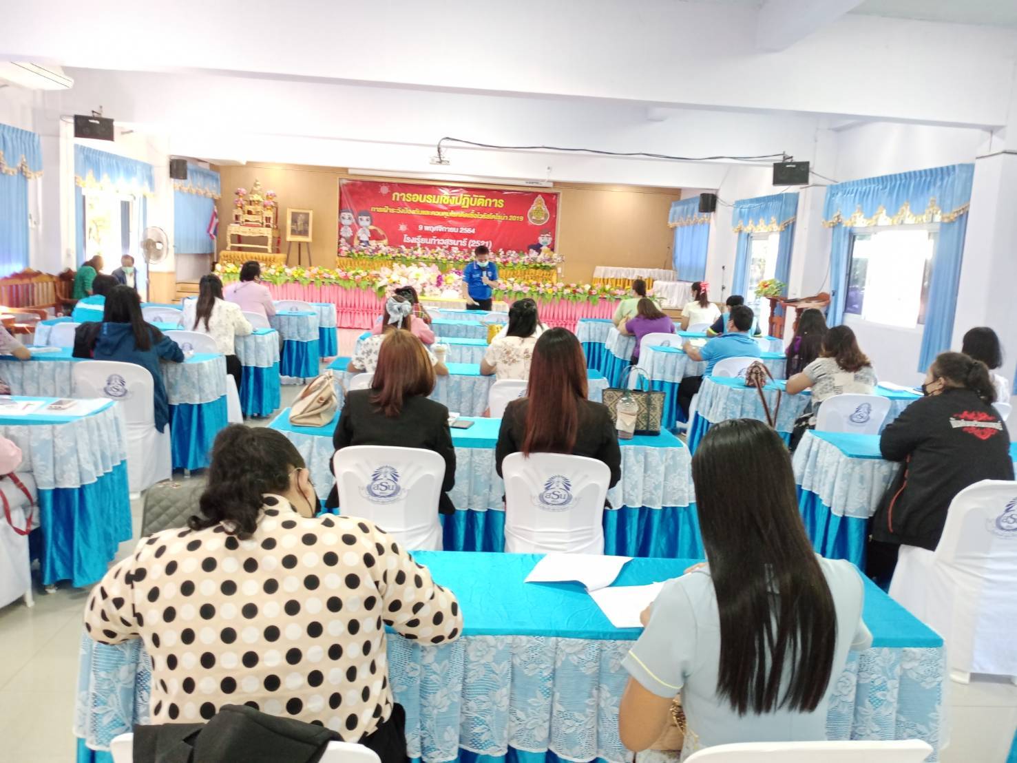 ส.ส.พรชัย อำนวยทรัพย์ ลงพื้นที่แนะนำการใช้ชุดตรวจ ATK แก่คณะครู โรงเรียนในสังกัด สพฐ.นม.3 ที่ รร.ท้าวสุรนารี อ.เสิงสาง และ รร.ไทยสามัคคี อ.วังน้ำเขียว จ.นครราชสีมา