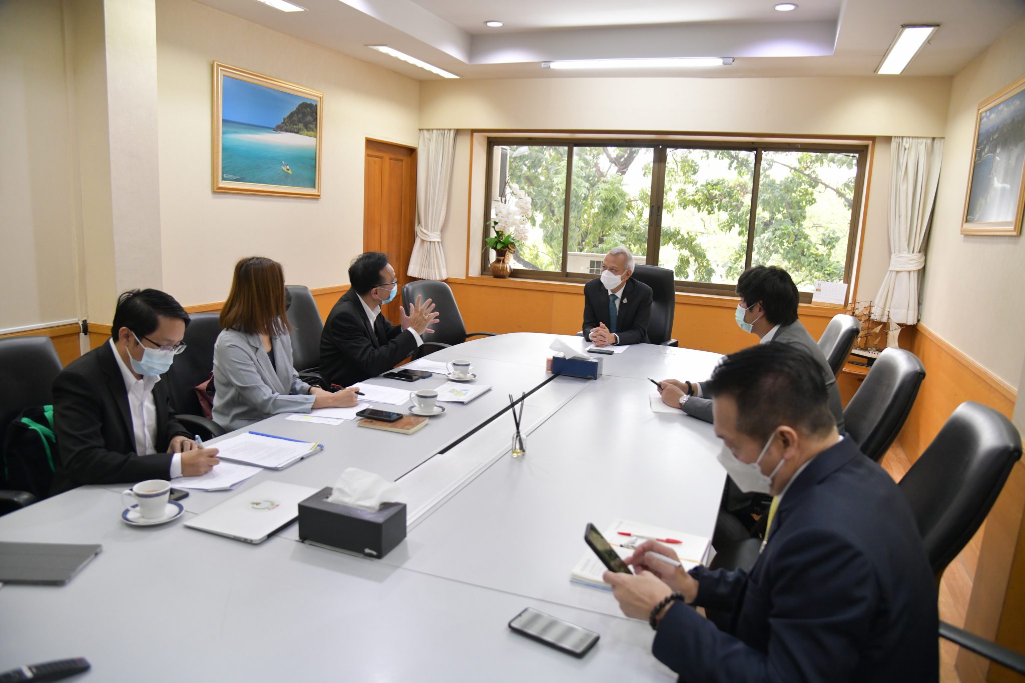 รมว.พิพัฒน์ ให้ นายกสมาคมผู้ประเมินค่าทรัพย์สินแห่งประเทศไทย สัมภาษณ์เพื่อมอบนโยบายและความคิดเห็น สำหรับเป็นข้อมูลประกอบผลการศึกษาความเป็นไปได้ ความคุ้มค่า และผลกระทบต่อโครงการยกระดับการให้บริการของการกีฬาแห่งประเทศไทย ระยะที่ 2