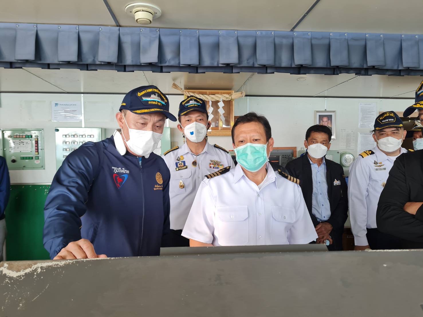 "ศักดิ์สยาม" เดินหน้าพัฒนาการขนส่งสินค้าทางน้ำในประเทศ ลดต้นทุนโลจิสติกส์ พร้อมขับเคลื่อนการจัดตั้งสายการเดินเรือแห่งชาติ