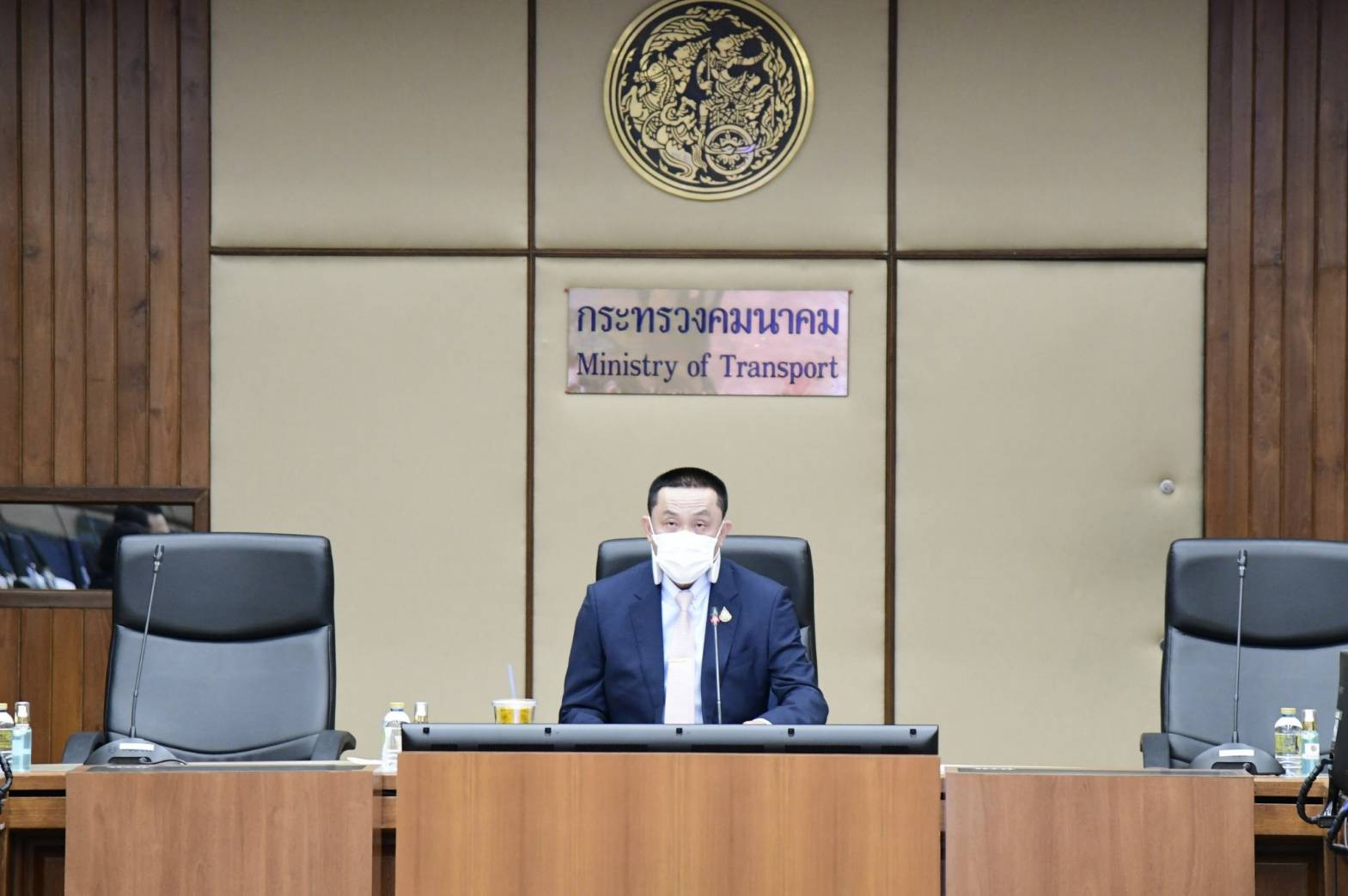 "ศักดิ์สยาม" เร่งรัดติดตามการแก้ไขปัญหาการจราจรบนทางพิเศษ พบ 5 ปัญหาทำรถติด พร้อมเสนอ 32 โครงการ แก้ปัญหา