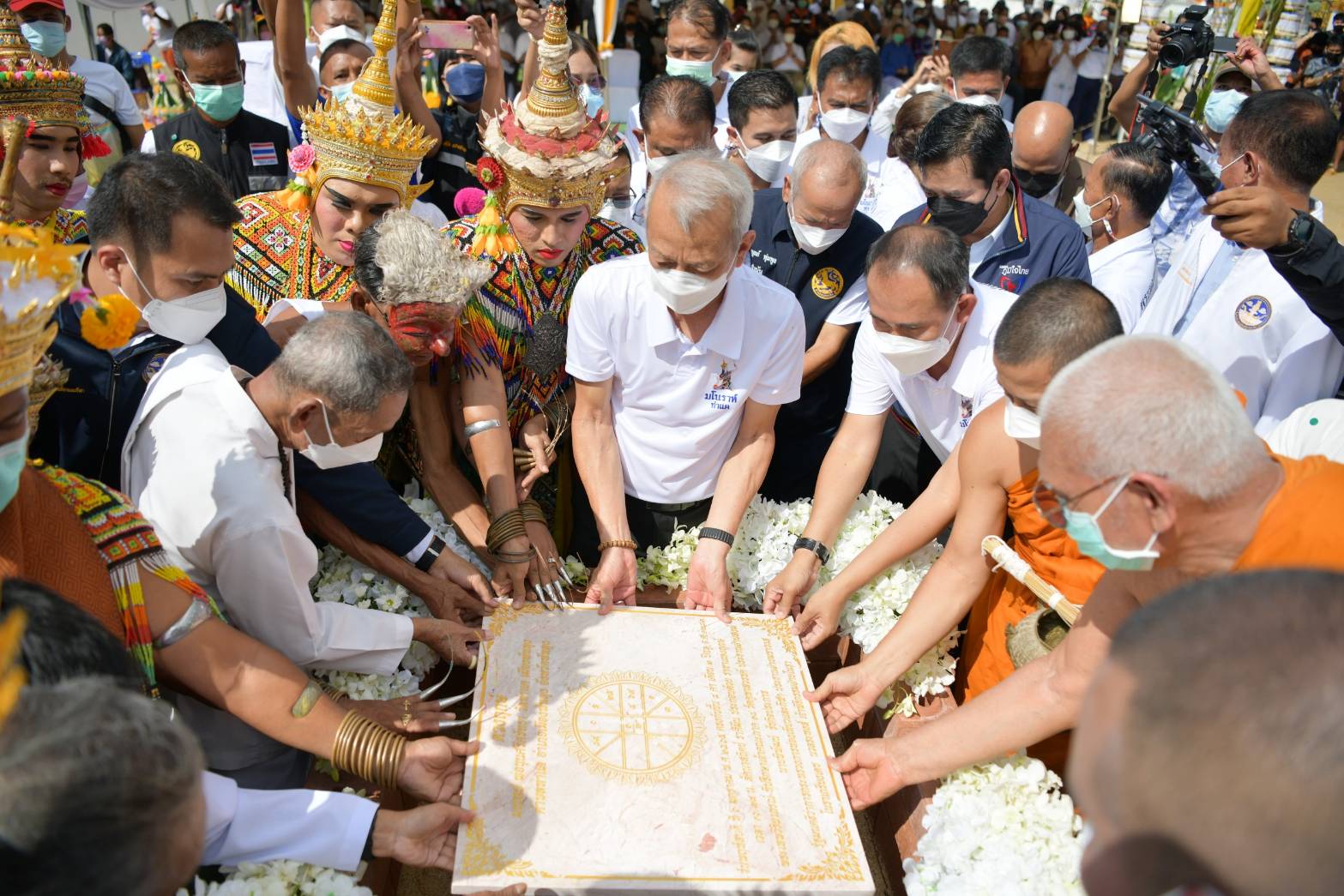รมว.พิพัฒน์ รัชกิจประการ เป็นประธานวางศิลาฤกษ์มณฑปพ่อขุนศรัทธาวัดท่าแค