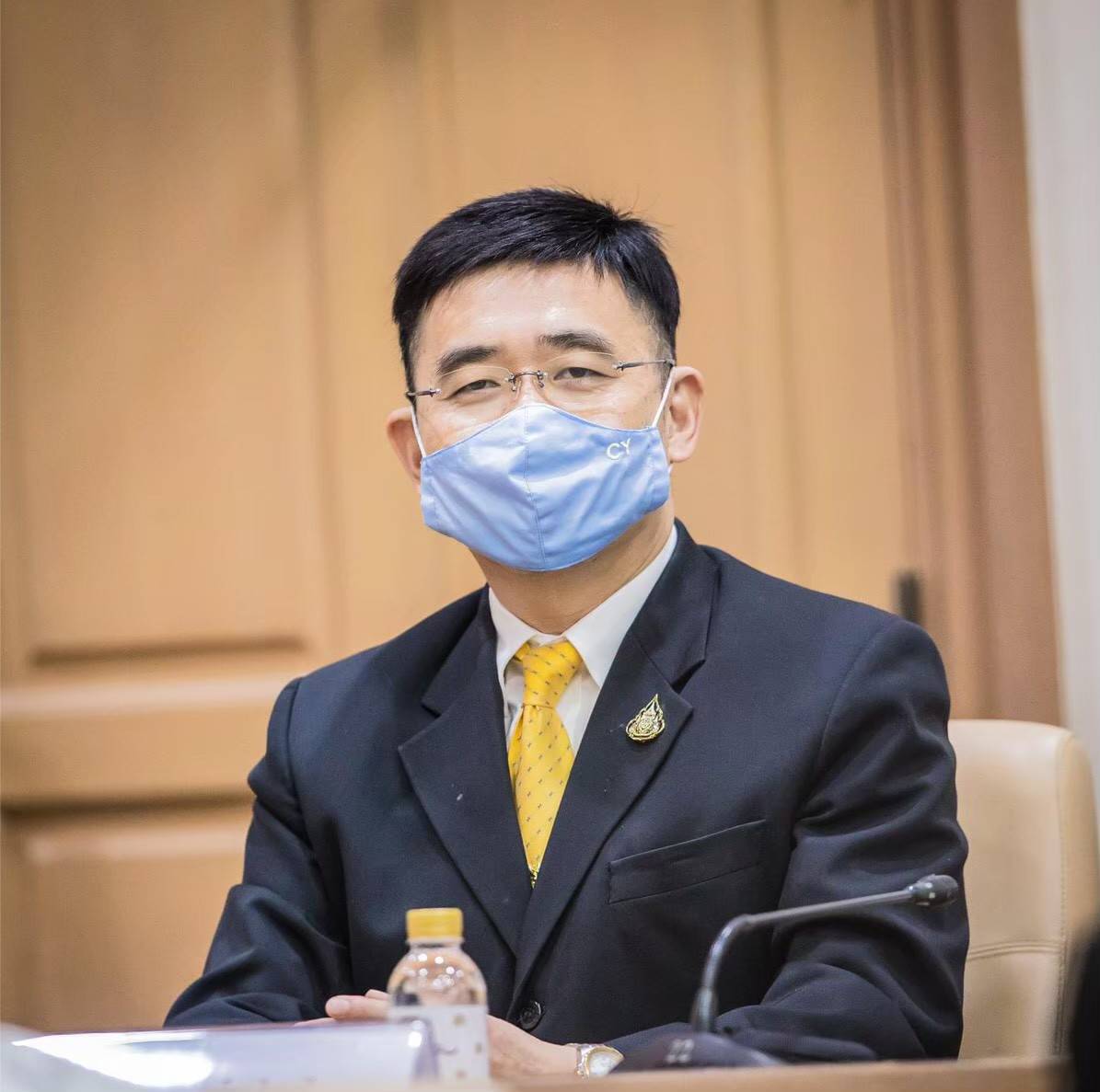 "หมอรุ่งเรือง" เผยเหตุพิจารณาโควิด-19 เป็นโรคประจำถิ่น หลังยอดสูญเสียเหลือ 0.1% บวกระบบ สธ.เข้มแข็ง