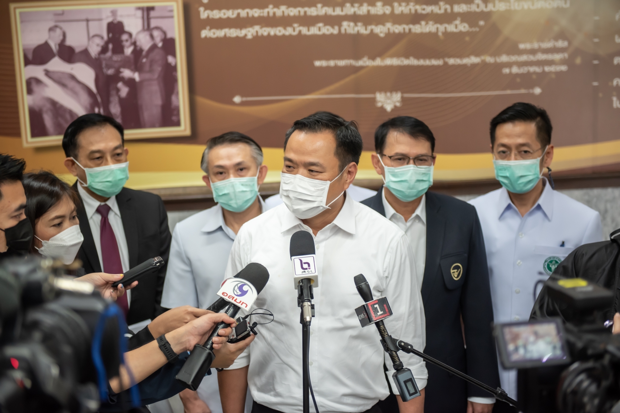 “อนุทิน” ยินดี คกก.ควบคุมยาเสพติด ปลดกัญชา พ้นบัญชีประเภท 5 รอบอร์ด ปปส.พิจารณาเป็นด่านสุดท้าย ย้ำ เรื่องกัญชาถูกกฎหมาย เป็นนโยบายรัฐบาล ต้องช่วยกันผลักดัน