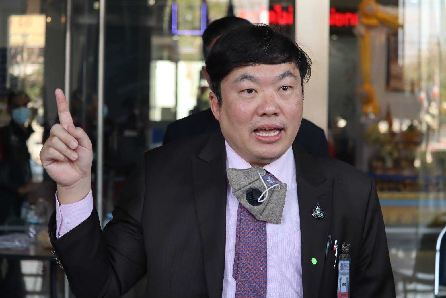 สิริพงศ์ ถาม กรมสรรพากร เก็บภาษี คริปโต คิดรอบคอบแล้วหรือยัง หวั่นทำประชาชนเดือดร้อน ถามกลับ เก็บรายการซื้อที่กำไร ส่วนขาดทุนจะทำอย่างไร ต้องการความชัดเจนและเป็นธรรมก่อนดำเนินการ