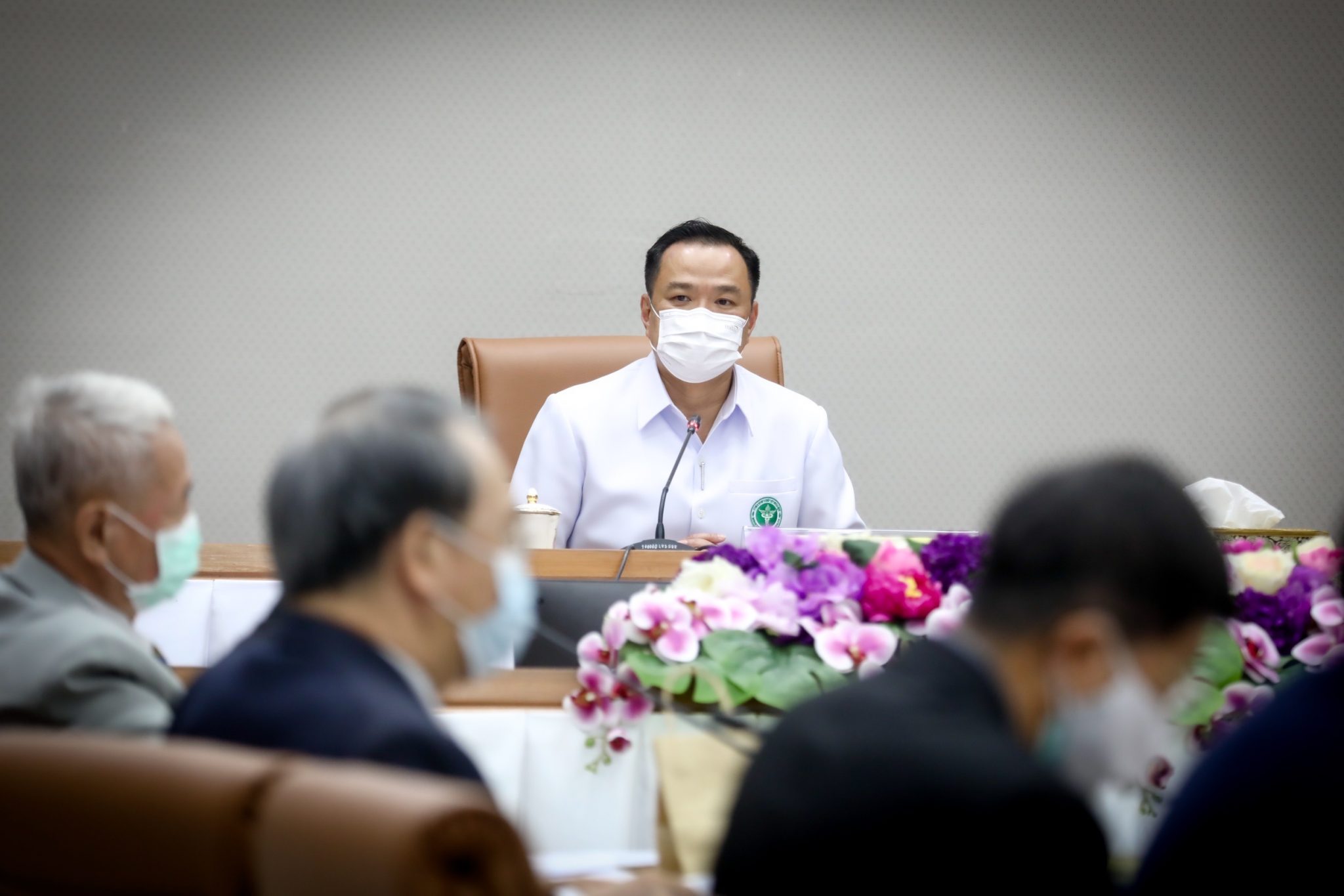 “อนุทิน” ชง ศบค.เลื่อนเปิด “Test and go” รับมือโอมิครอน