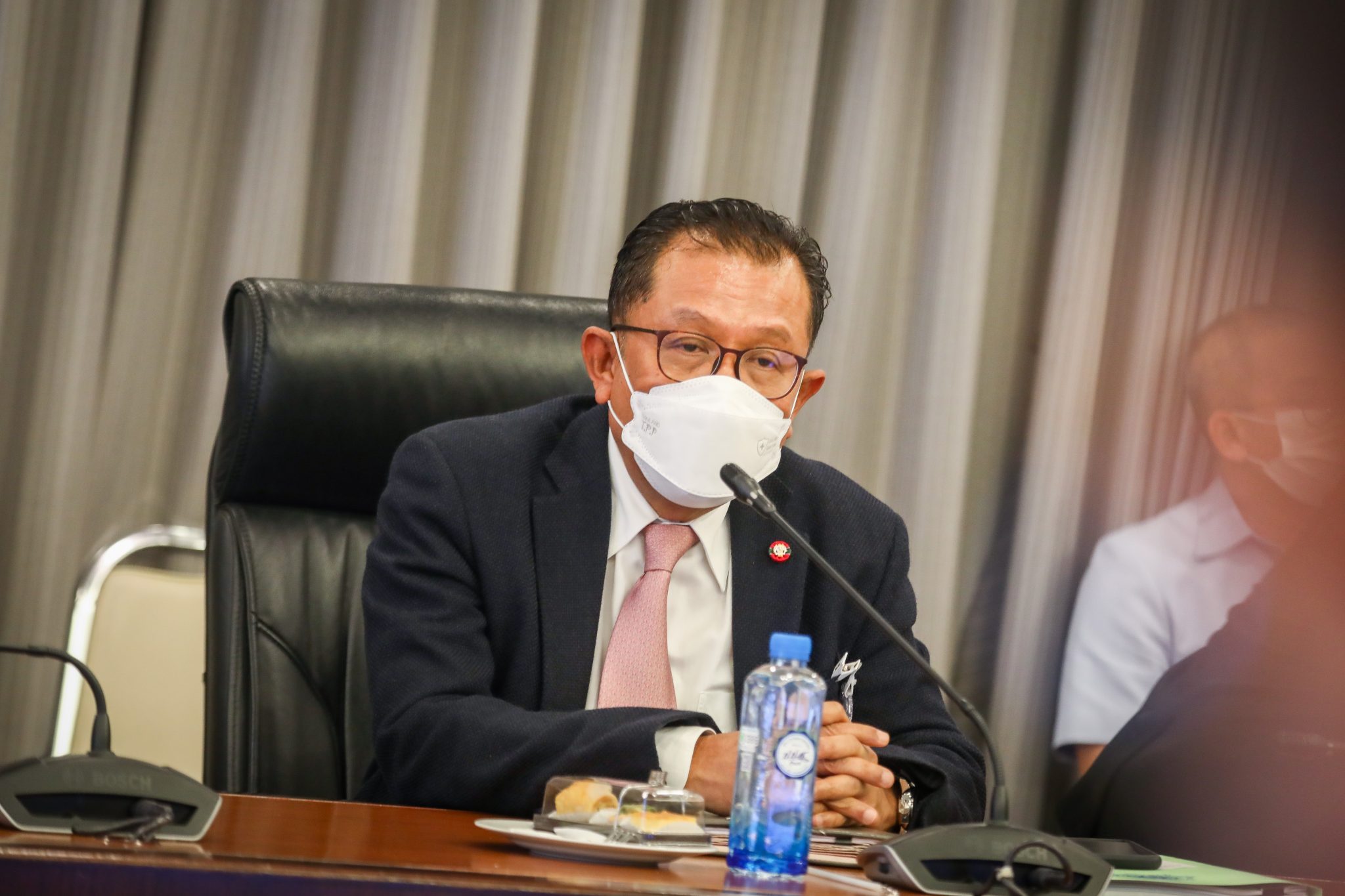 “ศุภชัย” เผย ภูมิใจไทยเร่งดันร่าง พ.ร.บ. กัญชากัญชง เข้าสภา “อนุทิน” เซ็นคนแรก รับ บอร์ด ป.ป.ส.คลายล็อก