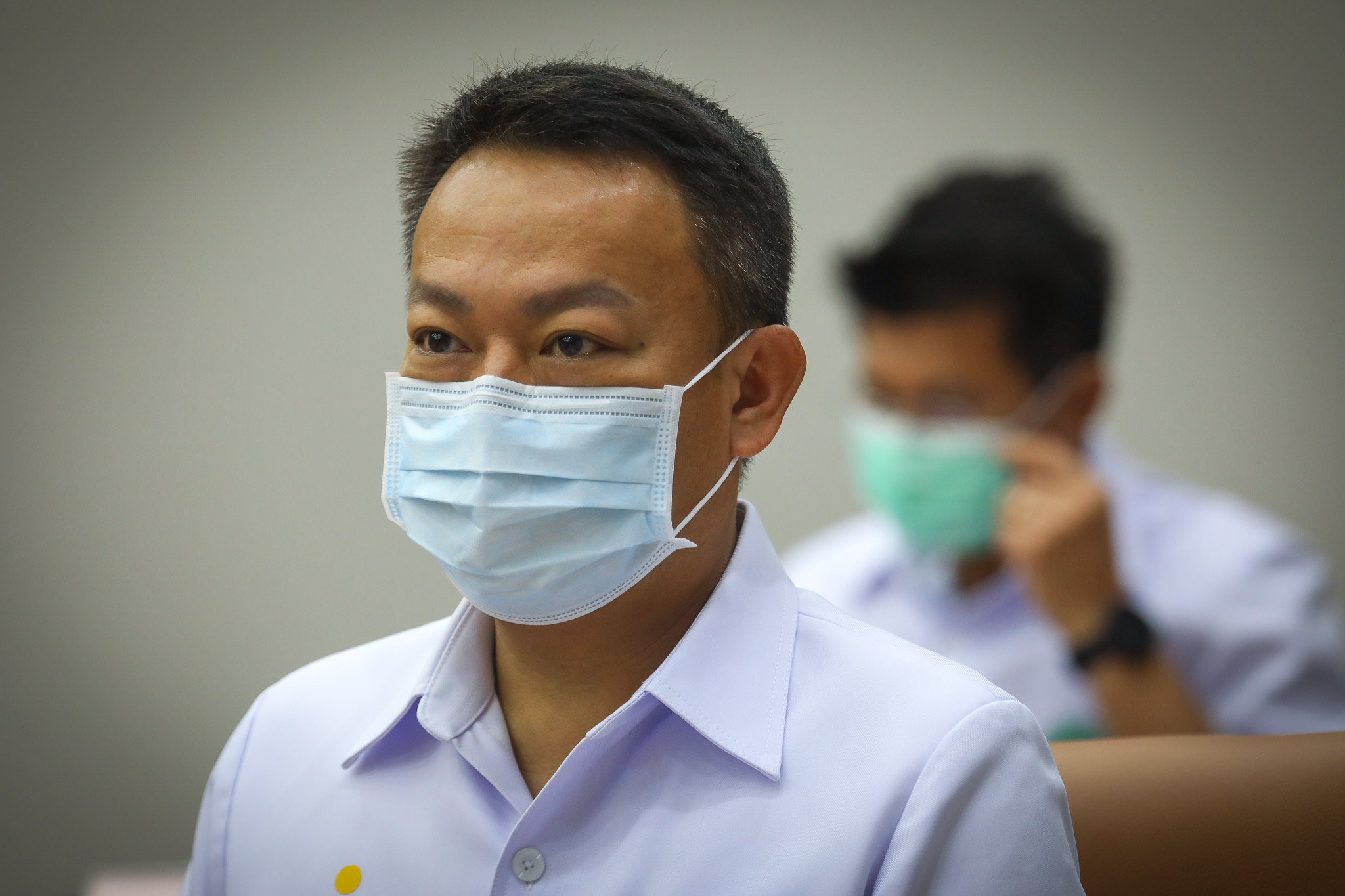 เล่นการเมืองแบบนี้ระวังจะ”ก้าวไม่ไกล" ! “วัชรพงศ์” เตือน “จิรัฏฐ์" ปม กล่าวหาการรถไฟฯ ถูกยื่นฟ้องเพราะเปิดศูนย์ฉีดวัคซีนบางซื่อบริการ ปชช. อัด อย่าเอาเรื่องสุขภาพคนไทย มาหากินทางการเมือง ซ้ำร้าย ยังทำลายความตั้งใจบุคลากร สธ.