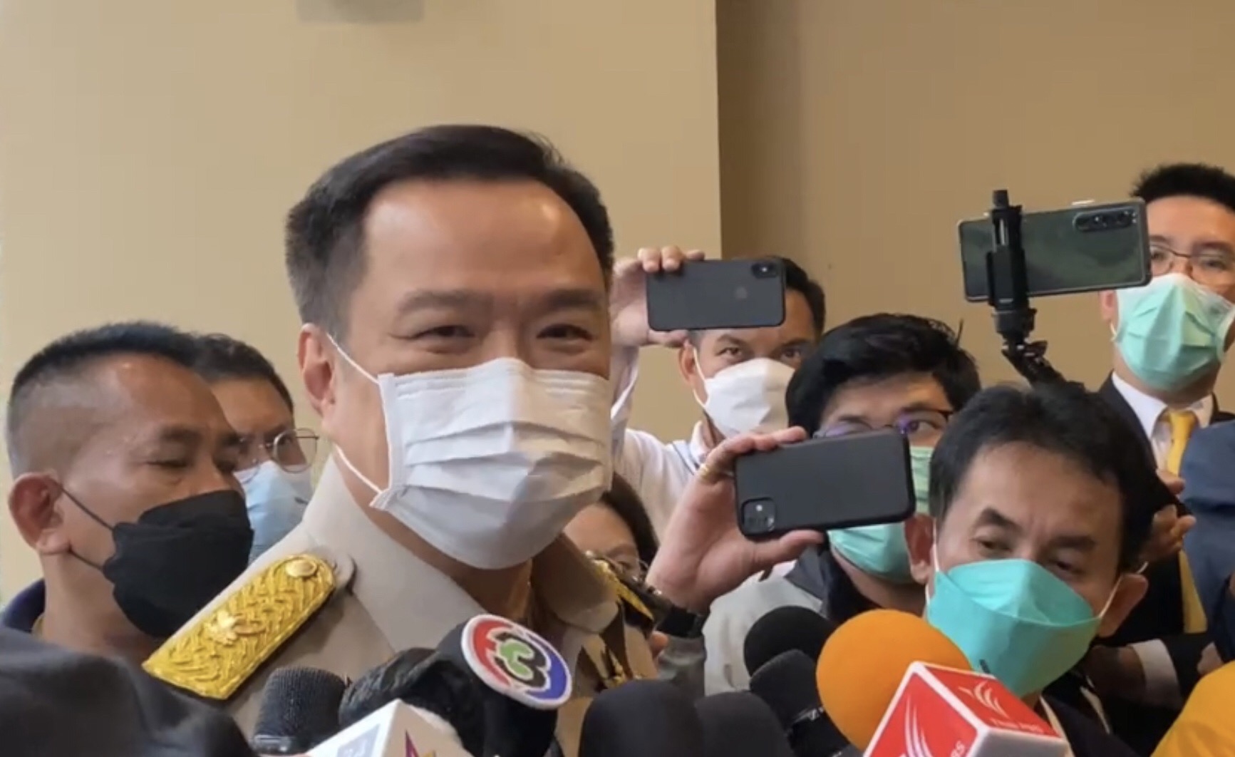 “อนุทิน” แจงปมปลดโควิด-19 พ้น UCEP ย้ำ ผู้ป่วยได้สิทธิ์รักษา รัฐดูแล ไม่ทอดทิ้ง