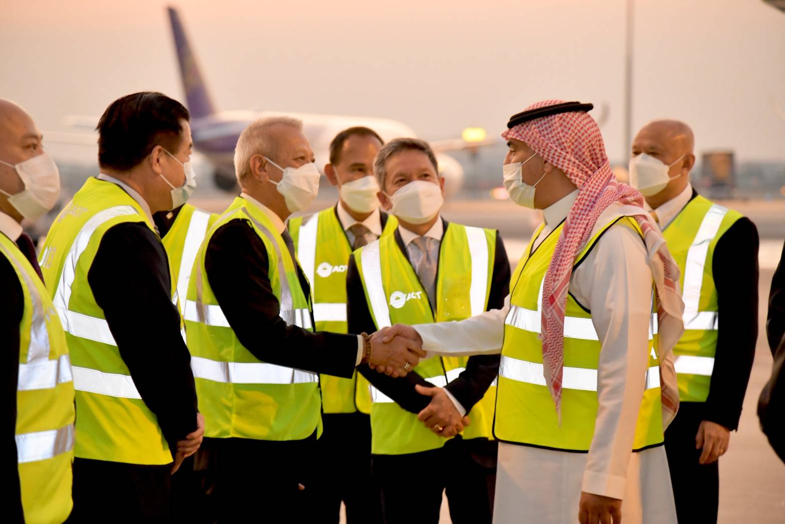 รมว.ท่องเที่ยวและกีฬา ร่วมต้อนรับเที่ยวบินปฐมฤกษ์ สายการบิน Saudia Airlines เที่ยวบิน SV846 จากเมืองเจดดาห์ - กรุงริยาด ราชอาณาจักรซาอุดีอาระเบีย - กรุงเทพฯ เที่ยวบินแรกในรอบ 32 ปี