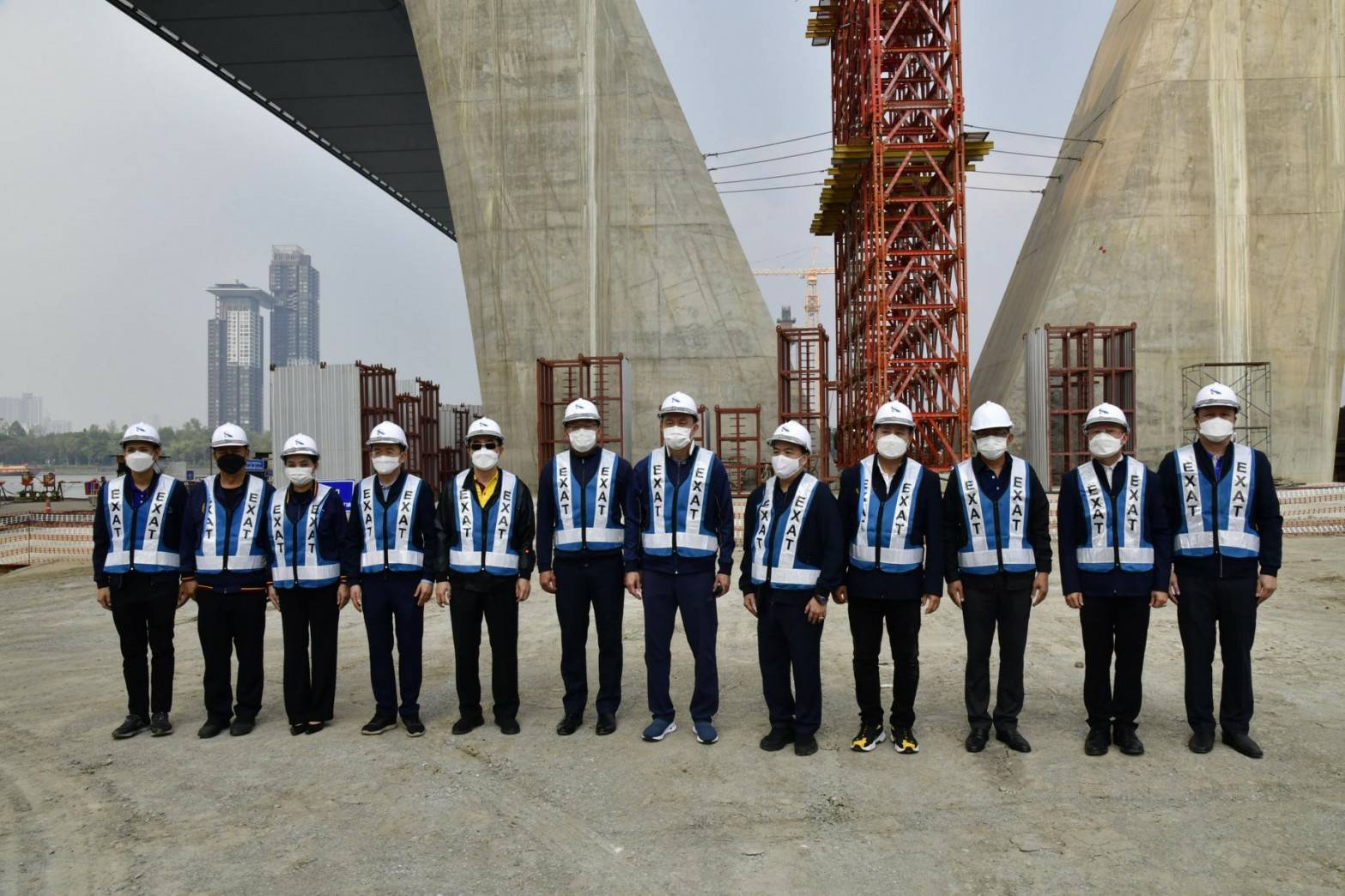 “ศักดิ์สยาม” ตรวจความคืบหน้าโครงการก่อสร้างทางยกระดับบนถนนพระราม 2 และทางพิเศษพระราม 3 - ดาวคะนอง - วงแหวนฯ เพื่อแก้ไขปัญหาการจราจรติดขัดอำนวยความสะดวกในการเดินทางให้ประชาชน