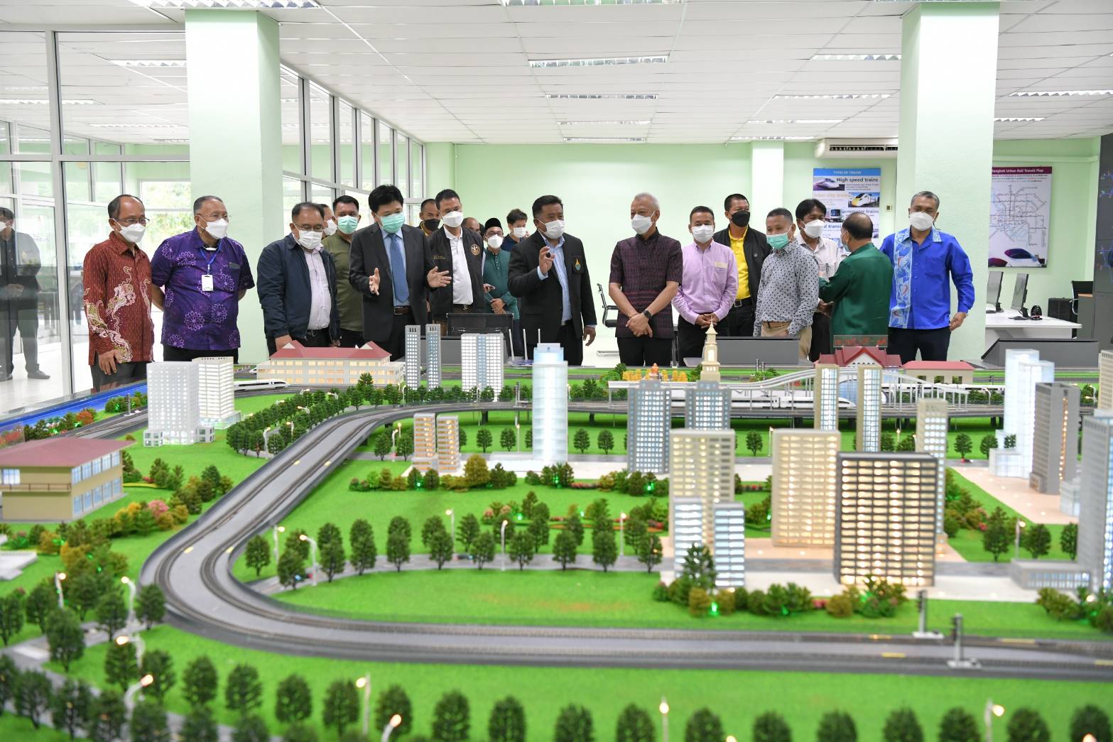 รมว.ท่องเที่ยวและกีฬา พบปะ หารือ เรื่องการส่งเสริมกิจกรรมการท่องเที่ยวเชิงวัฒนธรรมของชุมชน จังหวัดนราธิวาส