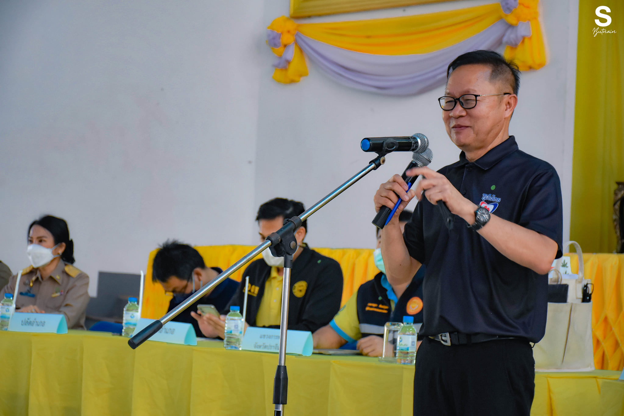 ส.ส.สฤษดิ์ ร่วมกิจกรรมวันคณะกรรมการหมู่บ้าน(กม.) ประจำปี 2565 - พร้อมนำรถโมบายเคลื่อนที่ (อาหาร-เครื่องดื่มกัญชา)ออกบริการชุมชน