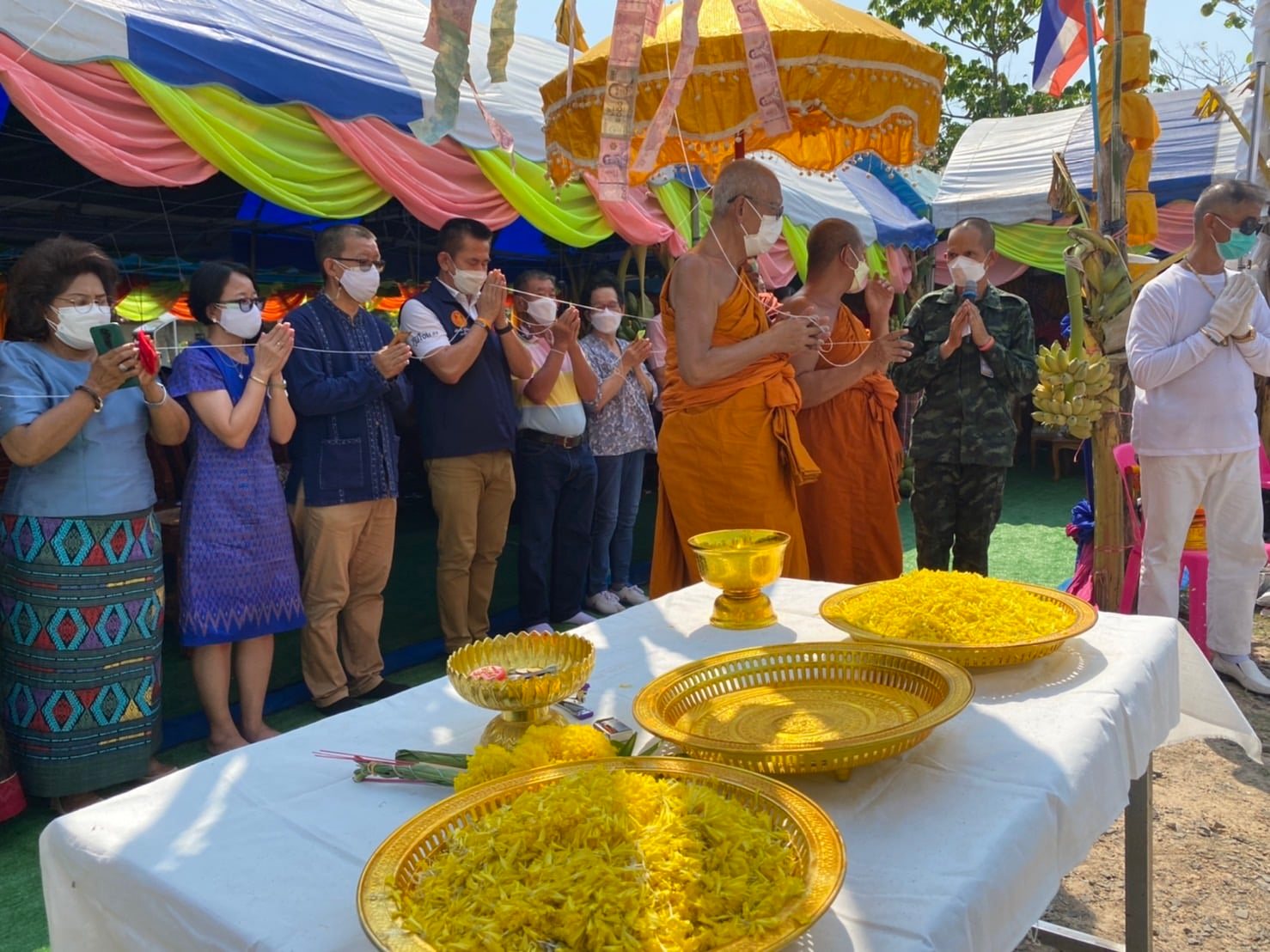 ส.ส.อดิพงษ์ ฐิติพิทยา ลงพื้นที่ร่วมงานทอดผ้าป่าสามัคคี ณ วัดบ้านสูงเนิน อ.กระสัง และเป็นประธานทอดผ้าป่าเพื่อสมทบทุนหล่อพระเกศทองคำ ณ วัดป่าสนวล พร้อมพิธีเปิดถนนทางเข้า หน้าวัดป่าสนวล ต.ตาเสา อ.ห้วยราช จ.บุรีรัมย์