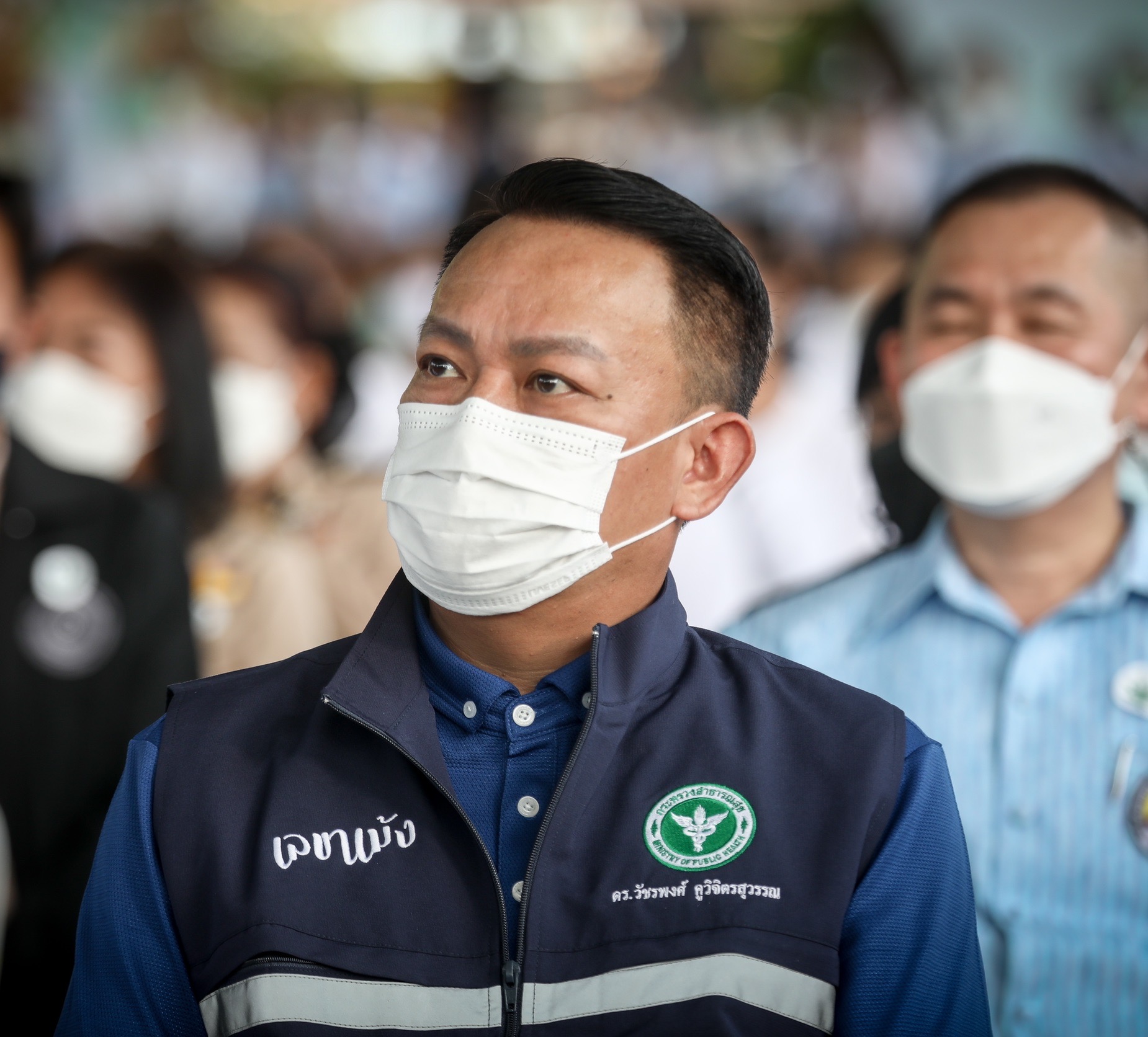 ขออยู่ทีมคนทำงาน ดีกว่าร่วมทัพมนุษย์ดีแต่พูด ! “วัชรพงศ์” โต้ “วาโย” ปมอัดประสิทธิภาพ “ฟาวิพิราเวียร์” เผย สธ.ไทยสั่งยาทุกชนิดที่ปลอดภัย มีประสิทธิภาพ แต่ต้องคำนึงเรื่องบริหารจัดการด้วย