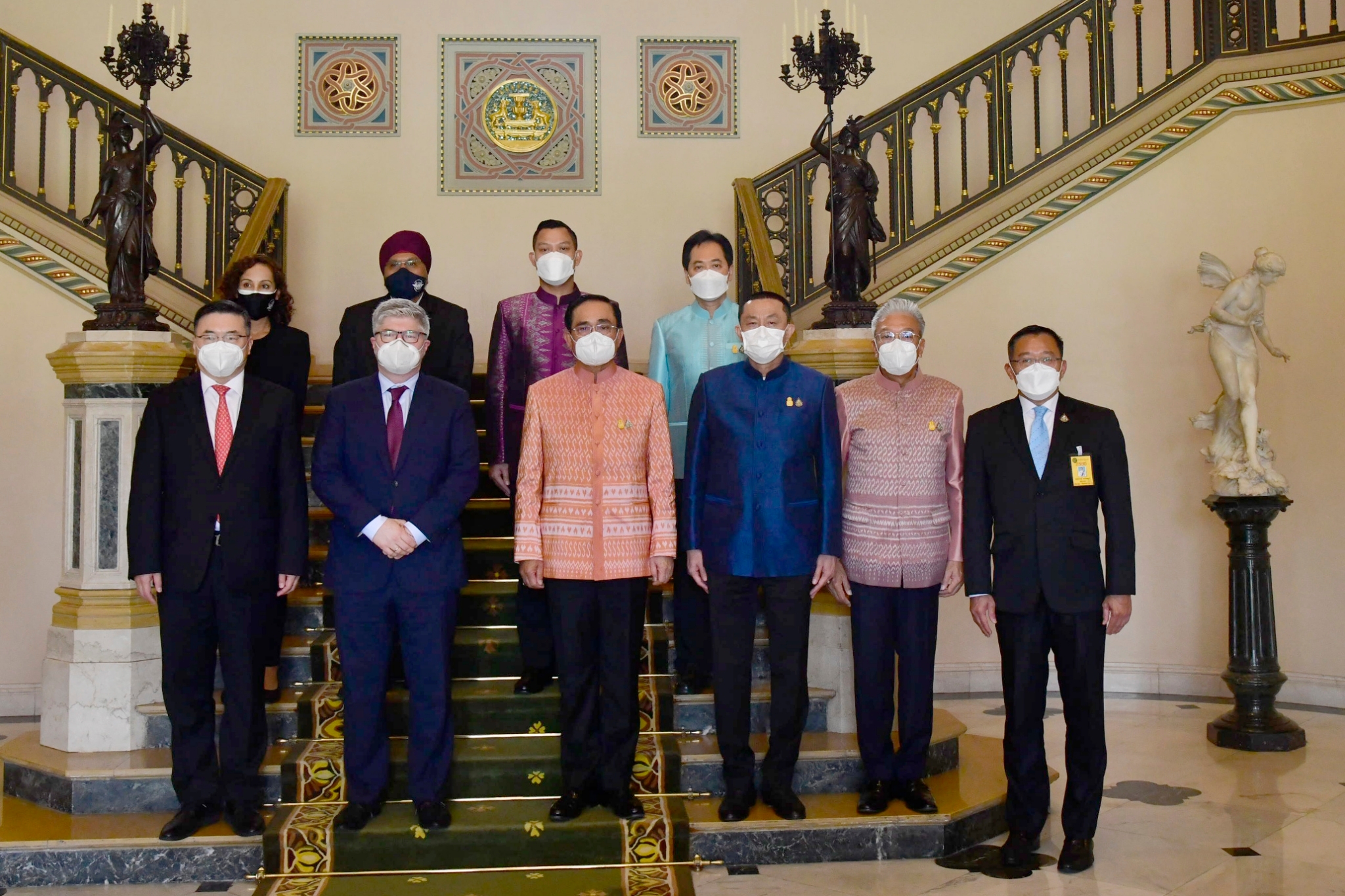 รมว.คค.ศักดิ์สยาม ชิดชอบ นำนายฮวน คาร์ลอส ซาลาซาร์ เลขาธิการองค์การการบินพลเรือนระหว่างประเทศ เข้าเยี่ยมคารวะนายกรัฐมนตรี ในโอกาสเดินทางเยือนประเทศไทยอย่างเป็นทางการ