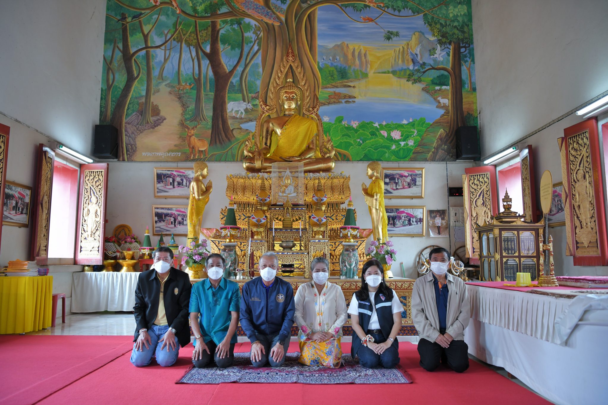 รมว. ท่องเที่ยวและกีฬา สักการะสิ่งศักดิ์สิทธิ์คู่บ้านคู่เมืองจังหวัดสตูล เพื่อความเป็นสิริมงคลในโอกาสเดินทางมาปฏิบัติราชการในพื้นที่จังหวัดสตูล