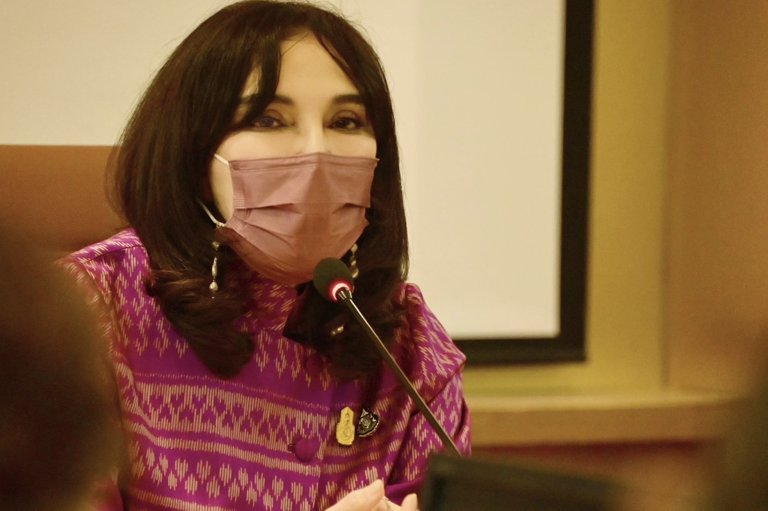 รมช.มนัญญา ให้ตัวแทน สอ.กษ. ที่ได้รับความเสียหาย จากการยักยอกเงินฝากรวมมูลค่าความเสียหายกว่า 600 ล้านบาท เข้าพบ เพื่อแสดงความขอบคุณ ที่เร่งรัดติดตามในการนำตัวผู้กระทำผิดมาลงโทษ