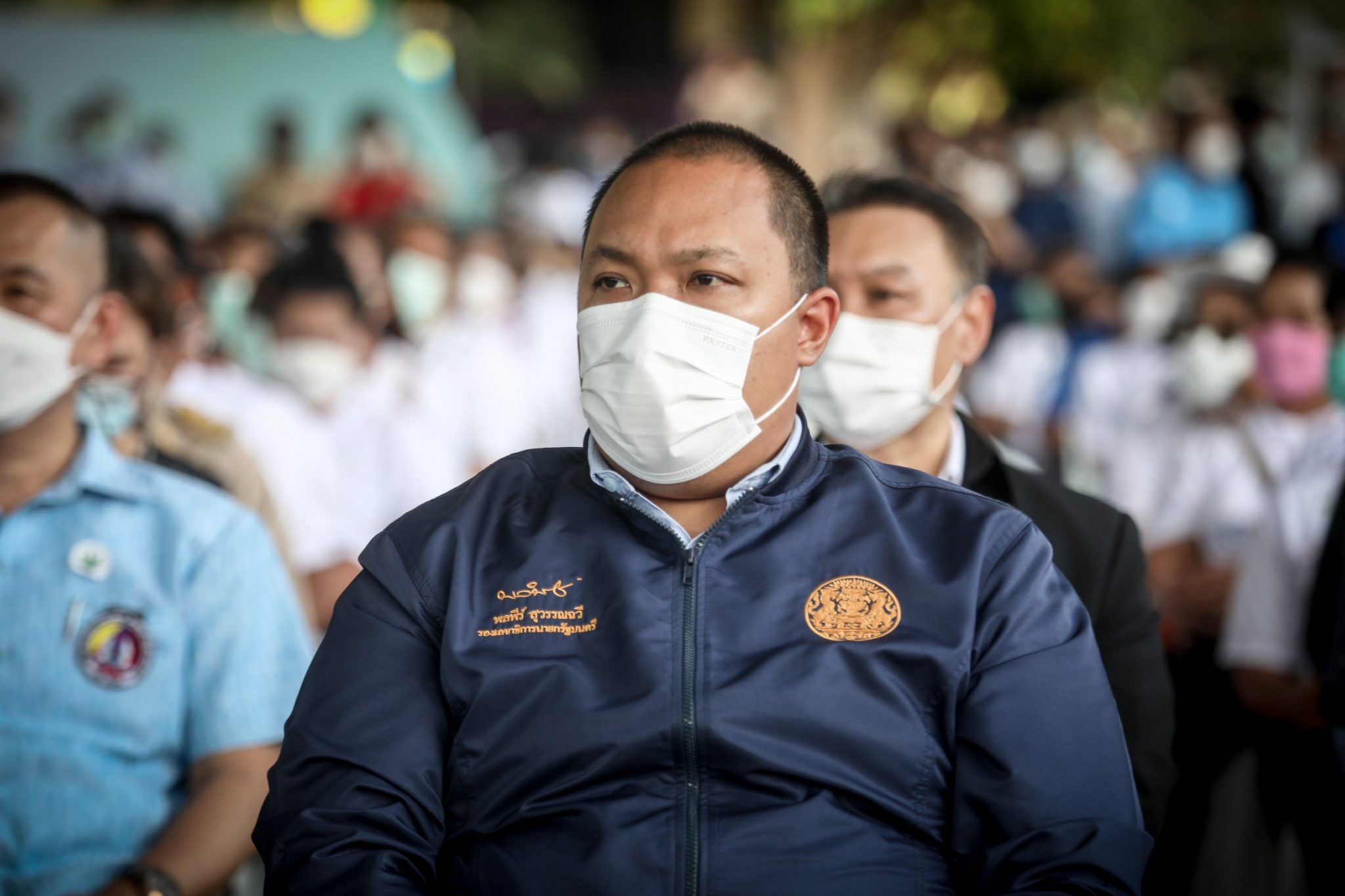ให้คนทำงาน ได้ทำงานเถอะครับ ! “พลพีร์” สวน “หมอธีระ” ปมเดินหน้าปลดโควิด-19 เป็นโรคประจำถิ่น
