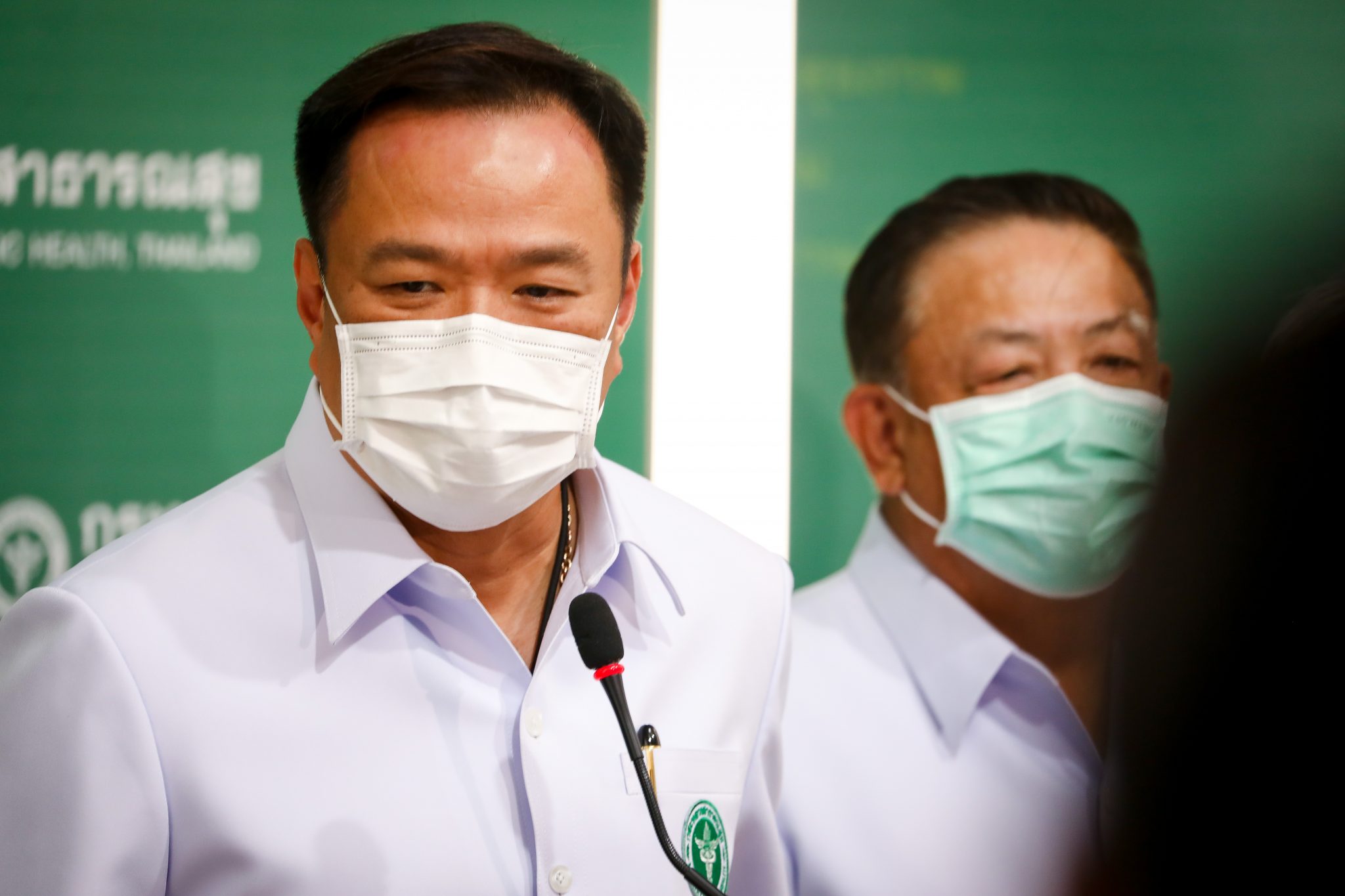 “อนุทิน” ขอ “ตำรวจ ฝ่ายปกครอง” ใช้กฎหมายคุมกัญชา พบการกระทำผิด ดำเนินคดีได้เลย