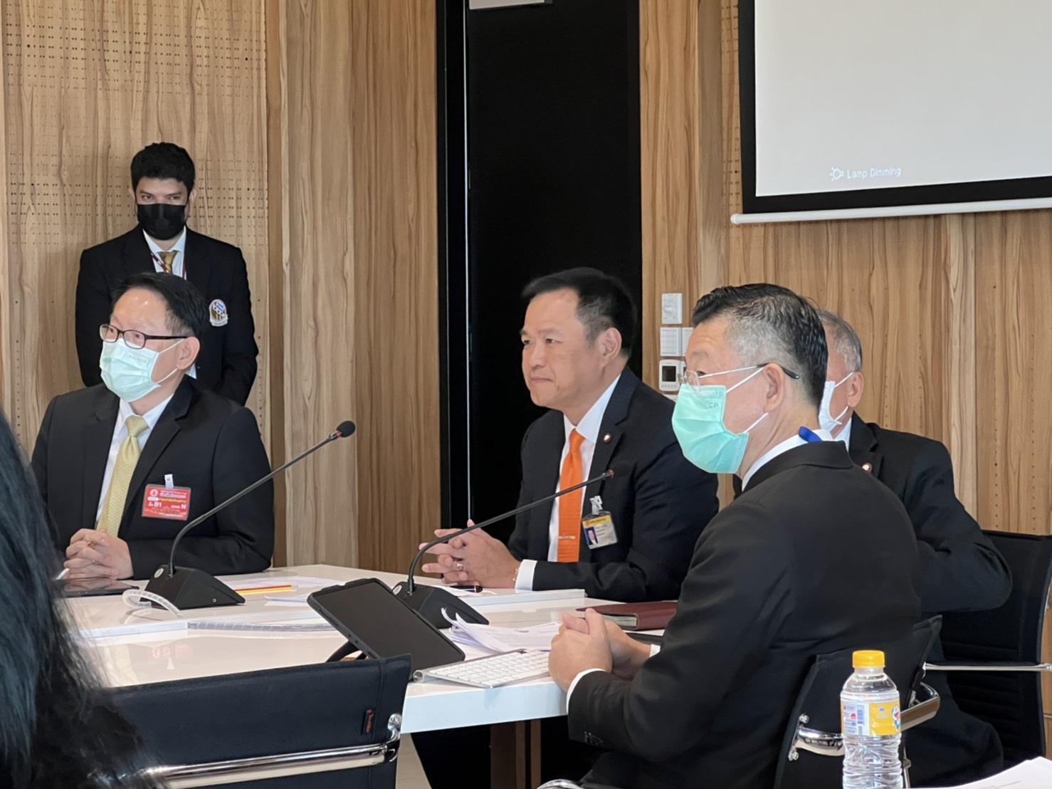 เอาจริง ! “อนุทิน” อัพเดตความคืบหน้าปราบทุจริตคลินิกชุมชนอบอุ่น ย้ำ ดำเนินคดีต่อ แม้ได้เงินคืน