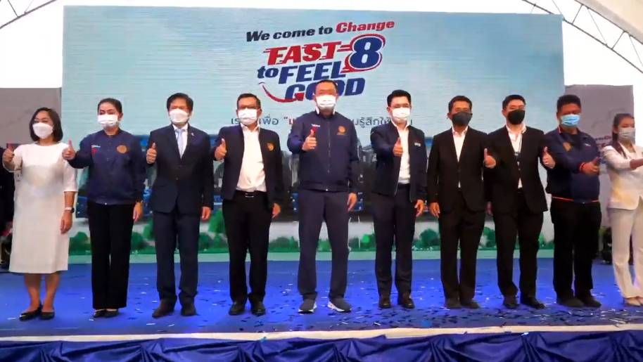 ศักดิ์สยาม พูดแล้วทำ คนกรุงเทพฯ เฮ นั่งรถเมล์ไฟฟ้าครั้งแรกในไทย “คมนาคม” จับมือ “ไทย สมายล์ บัส” นำร่องให้บริการ 40 คัน แรก ดีเดย์ 20 ส.ค. นี้ ย้ำ แม้จะใช้เวลาดำเนินการนาน แต่ไม่มีอะไรที่จะทำไม่ได้หากตั้งใจจะทำ