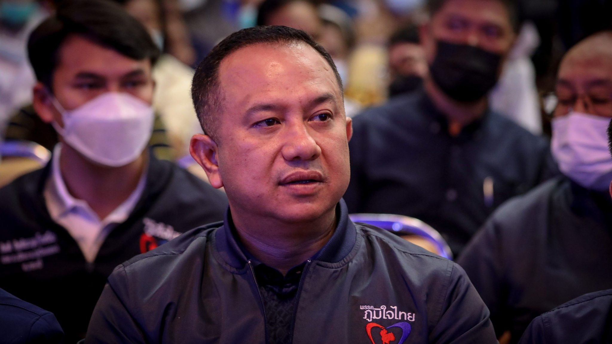 ส.ส.สงขลา ภูมิใจไทย จี้นายกฯ ลงพื้นที่เกาะติดสถานการณ์น้ำท่วมภาคใต้ กำชับ จนท.เร่งช่วยเหลือชาวบ้าน พร้อมหามาตรการรองรับ หลังสถานการณ์ส่อทวีความรุนแรงจากฝนที่ยังไม่มีทีท่าจะหยุดตก