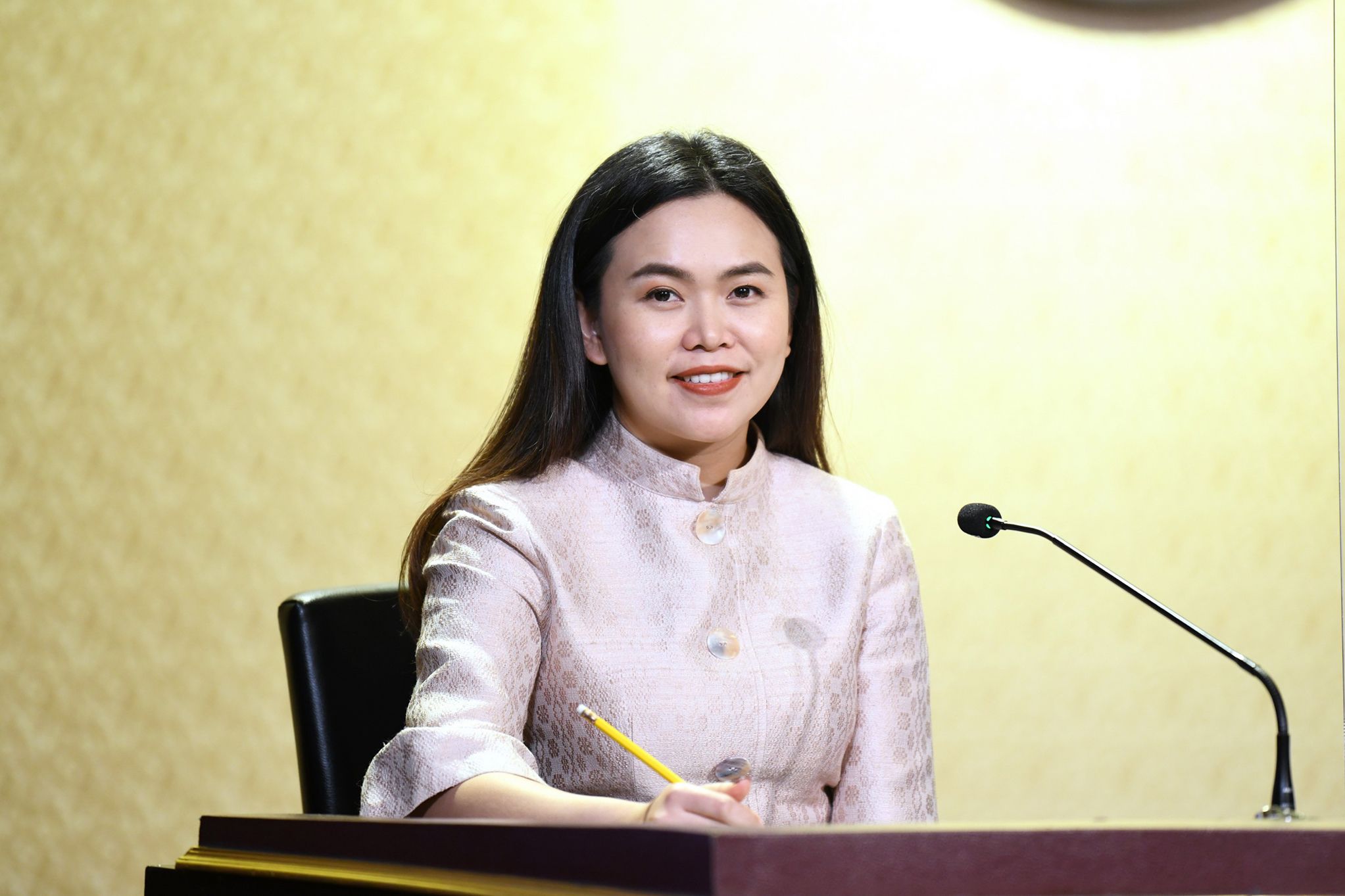 ข่าวดี เกษตรกร ส่งออกผลไม้ไทยไม่สะดุด กรมวิชาการเกษตร ออกใบรับรอง GAP ใหม่ ครบ 100% ทั่วประเทศแล้ว เตือนห้ามลักลอบนำผลไม้จากประเทศเพื่อนบ้านมาสวมสิทธิ หากพบเจ้าหน้าที่ร่วมทุจริตลงโทษวินัยและตามกฎหมายเด็ดขาด