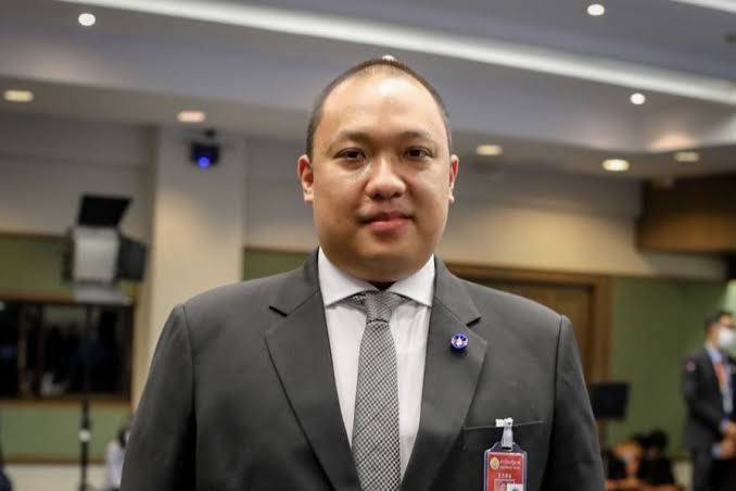 ปกป้องนโยบายพรรค ปกป้องความหวังประชาชน ! “พลพีร์” เผยเหตุ “ภูมิใจไทย” โต้ “ประชาธิปัตย์” ทุกดอก ปมกัญชา ชี้ เป็นพรรคปฏิบัติการ นโยบายต้องทำสำเร็จ ฝ่าทุกอุปสรรค ไม่ใช่พวก “ดีแต่พูด”