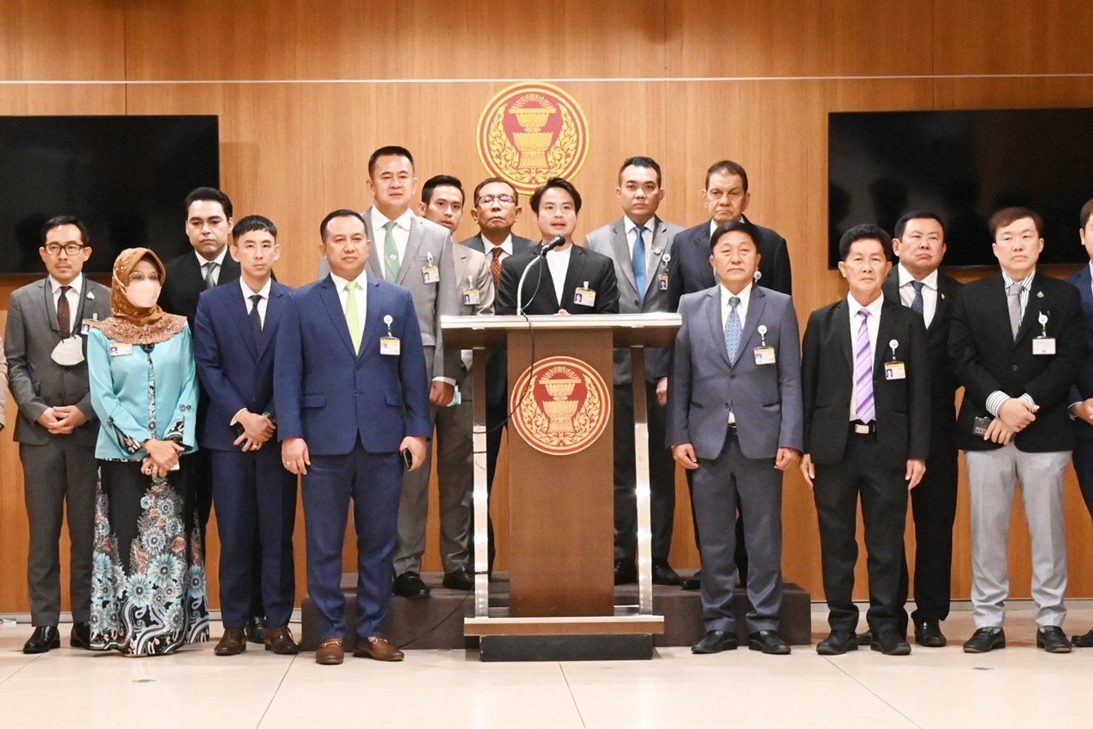 ‘ภูมิใจไทย’ ประกาศ งดออกเสียง ย้ำจุดยืน กู้ กยศ.ดอกเบี้ย 0% เล็งใช้เป็นนโยบายหาเสียง ดันเข้าสภาอีกรอบ