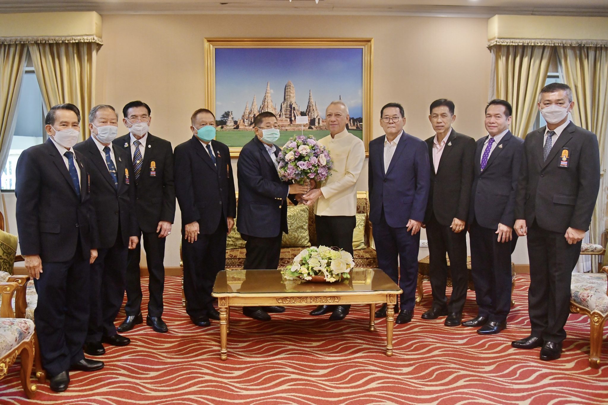 รมว.กก.พิพัฒน์ รัชกิจประการ ให้ผู้บริหารบริษัทไทยเบฟเวอเรจ และ สมาคมกีฬาจักรยานแห่งประเทศไทย ในบรมราชูปถัมภ์ นำคณะกรรมการบริหารเข้าอวยพรปีใหม่ และรับพรเพื่อความเป็นสิริมงคล